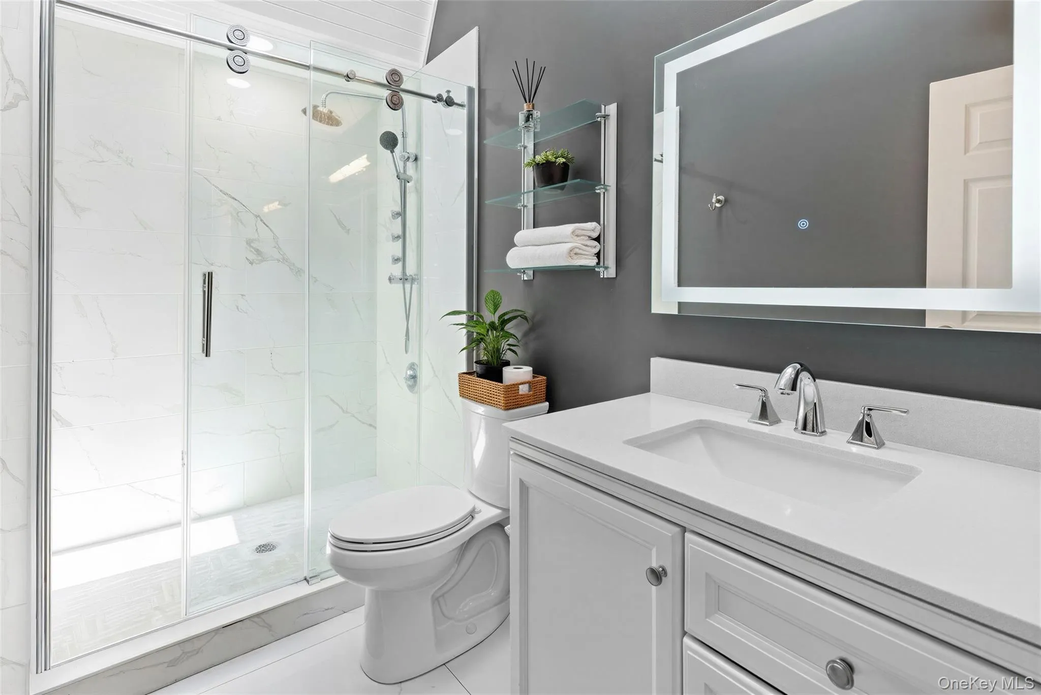 18 Squires Avenue, Southampton, NY, 4 Bedrooms Bedrooms, 7 Rooms Rooms,3 BathroomsBathrooms,Residential Sale,For Rent,Squires,0,1000867 18 Squires Avenue, Southampton, NY, 4 Bedrooms Bedrooms, 7 Rooms Rooms,3 BathroomsBathrooms,Residential Sale,For Rent,Squires,0,1000867