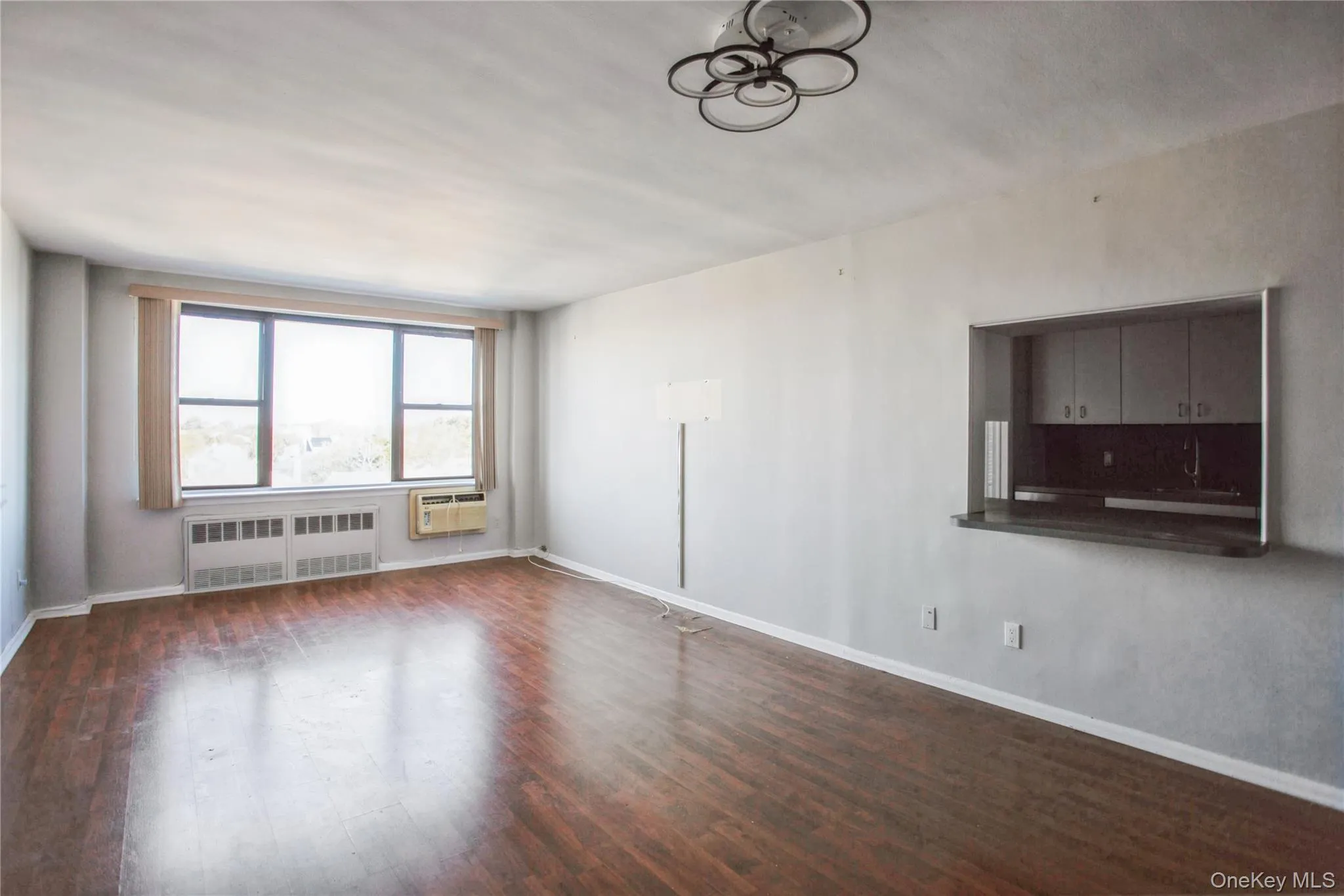333 Broadway, Long Beach, NY, 2 Bedrooms Bedrooms, 5 Rooms Rooms,1 BathroomBathrooms,Residential Sale,For Rent,Broadway,0,1000870 333 Broadway, Long Beach, NY, 2 Bedrooms Bedrooms, 5 Rooms Rooms,1 BathroomBathrooms,Residential Sale,For Rent,Broadway,0,1000870