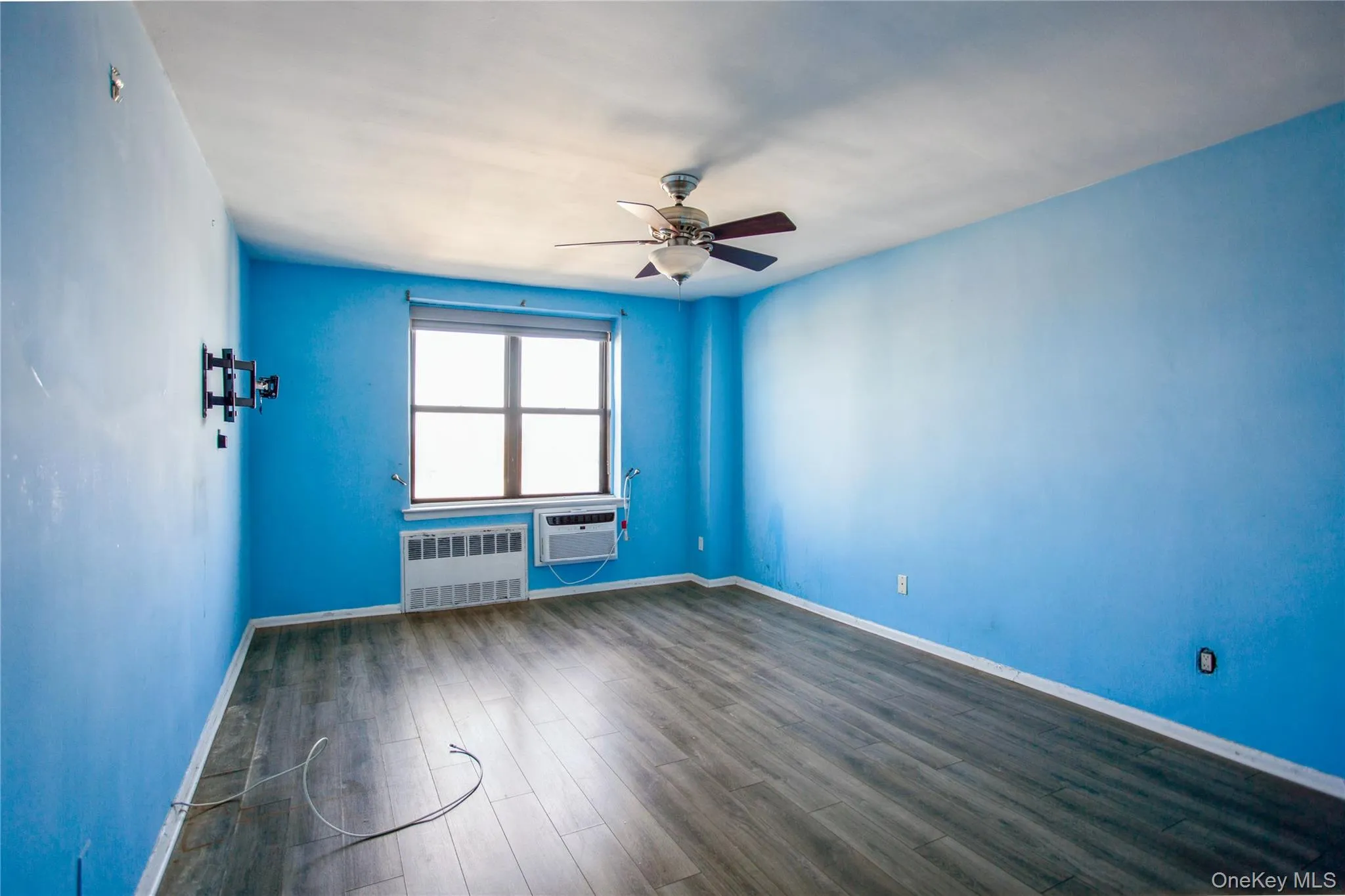 333 Broadway, Long Beach, NY, 2 Bedrooms Bedrooms, 5 Rooms Rooms,1 BathroomBathrooms,Residential Sale,For Rent,Broadway,0,1000870 333 Broadway, Long Beach, NY, 2 Bedrooms Bedrooms, 5 Rooms Rooms,1 BathroomBathrooms,Residential Sale,For Rent,Broadway,0,1000870