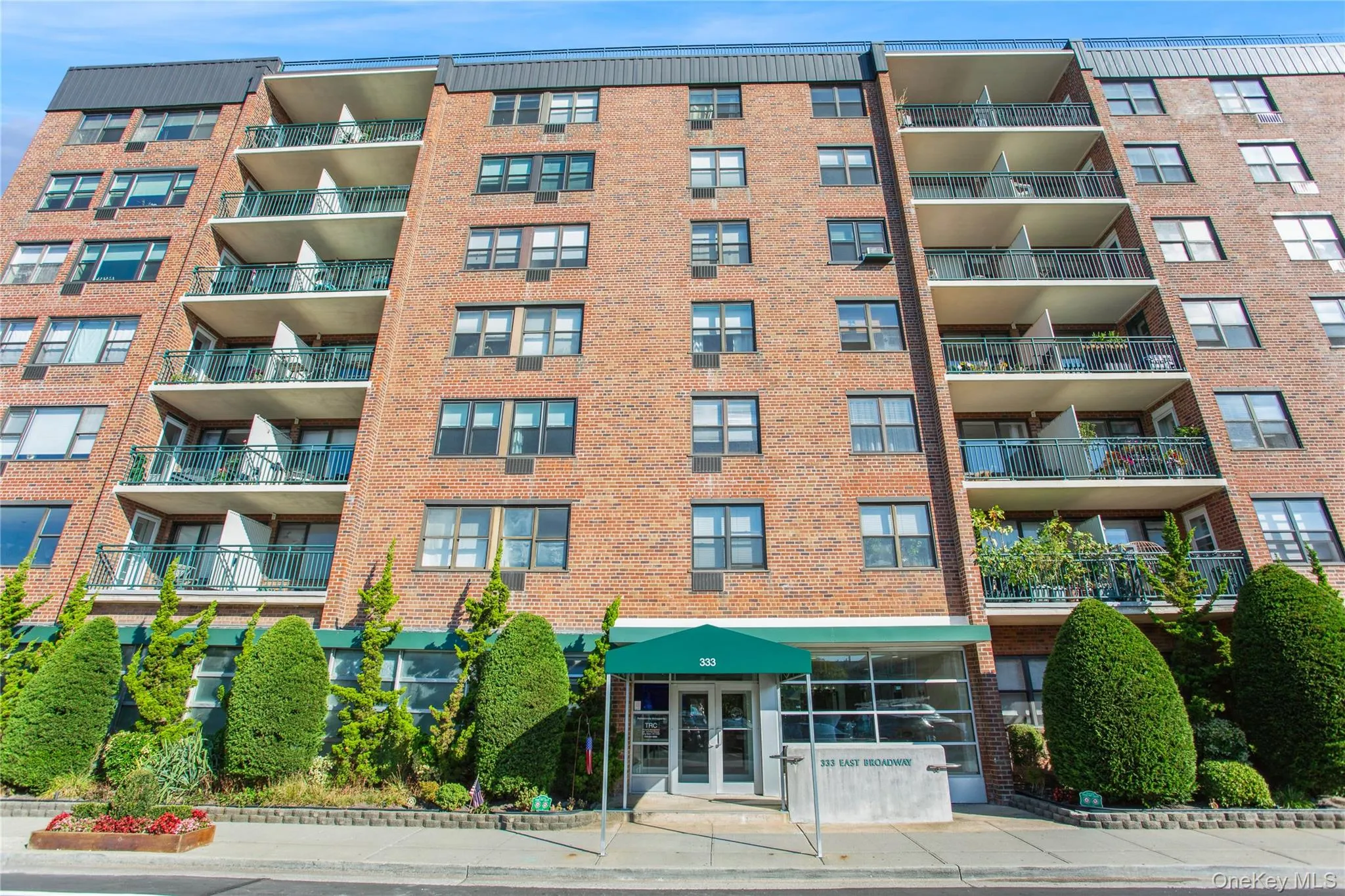 333 Broadway, Long Beach, NY, 2 Bedrooms Bedrooms, 5 Rooms Rooms,1 BathroomBathrooms,Residential Sale,For Rent,Broadway,0,1000870 333 Broadway, Long Beach, NY, 2 Bedrooms Bedrooms, 5 Rooms Rooms,1 BathroomBathrooms,Residential Sale,For Rent,Broadway,0,1000870