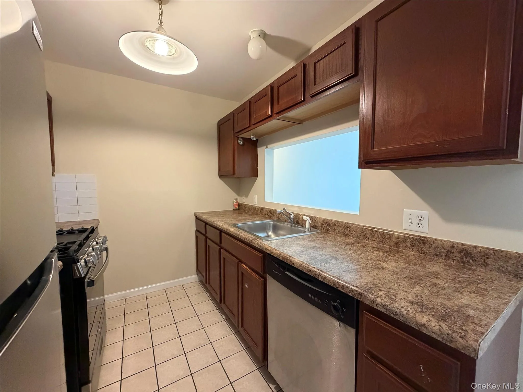 141 Ruth Court, Middletown, NY, 2 Bedrooms Bedrooms, 6 Rooms Rooms,2 BathroomsBathrooms,Residential,For Rent,Ruth,0,1000877 141 Ruth Court, Middletown, NY, 2 Bedrooms Bedrooms, 6 Rooms Rooms,2 BathroomsBathrooms,Residential,For Rent,Ruth,0,1000877