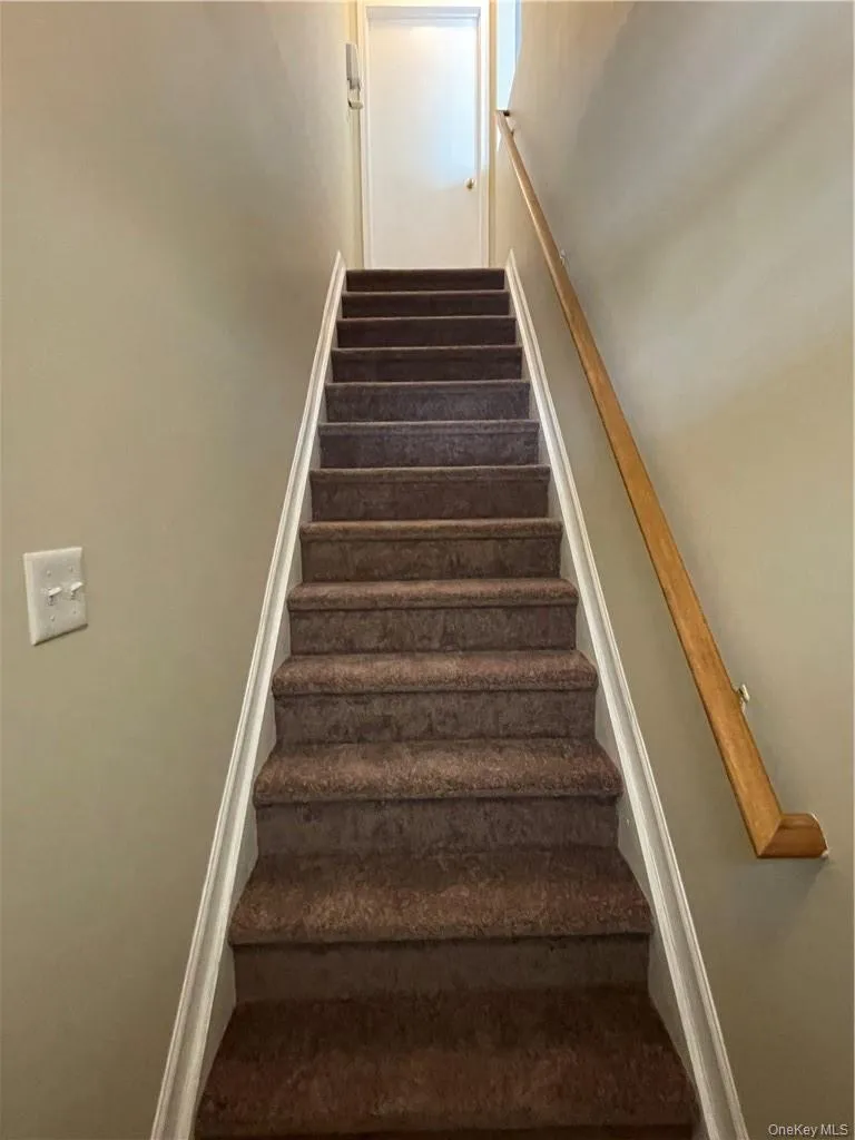 141 Ruth Court, Middletown, NY, 2 Bedrooms Bedrooms, 6 Rooms Rooms,2 BathroomsBathrooms,Residential,For Rent,Ruth,0,1000877 141 Ruth Court, Middletown, NY, 2 Bedrooms Bedrooms, 6 Rooms Rooms,2 BathroomsBathrooms,Residential,For Rent,Ruth,0,1000877