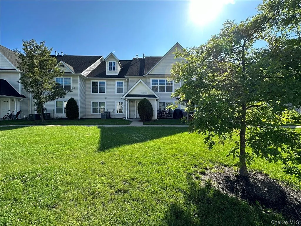 141 Ruth Court, Middletown, NY, 2 Bedrooms Bedrooms, 6 Rooms Rooms,2 BathroomsBathrooms,Residential,For Rent,Ruth,0,1000877 141 Ruth Court, Middletown, NY, 2 Bedrooms Bedrooms, 6 Rooms Rooms,2 BathroomsBathrooms,Residential,For Rent,Ruth,0,1000877