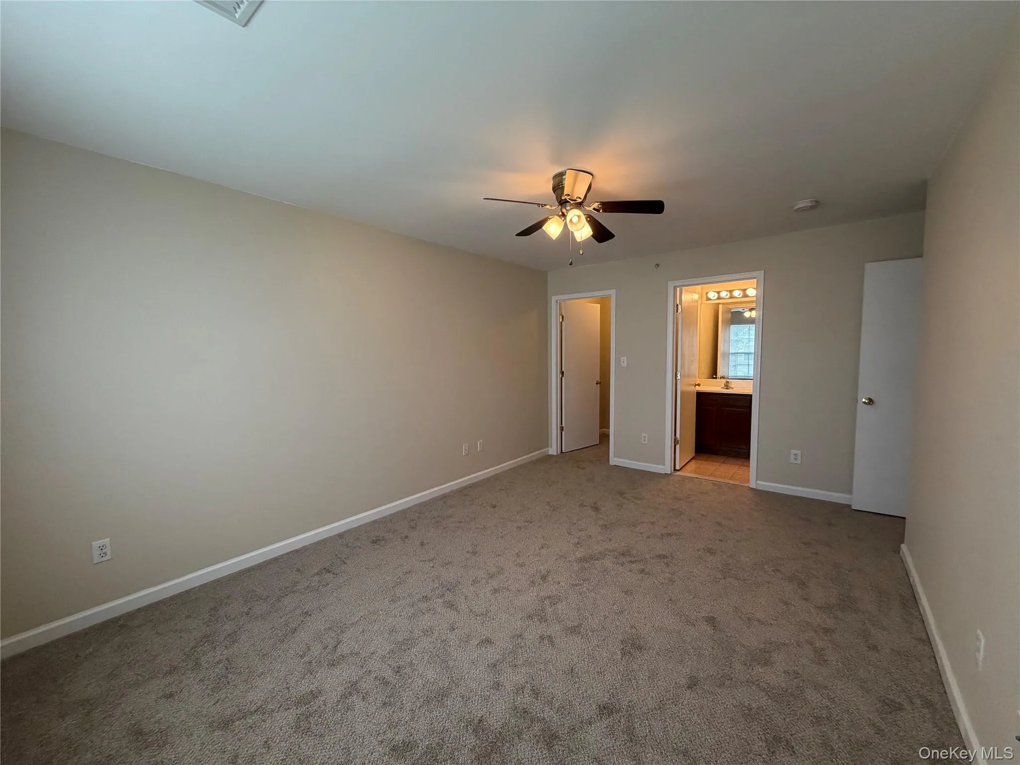 141 Ruth Court, Middletown, NY, 2 Bedrooms Bedrooms, 6 Rooms Rooms,2 BathroomsBathrooms,Residential,For Rent,Ruth,0,1000877 141 Ruth Court, Middletown, NY, 2 Bedrooms Bedrooms, 6 Rooms Rooms,2 BathroomsBathrooms,Residential,For Rent,Ruth,0,1000877