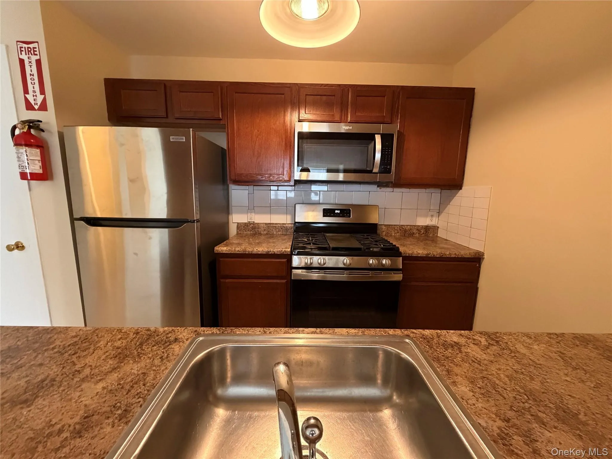 141 Ruth Court, Middletown, NY, 2 Bedrooms Bedrooms, 6 Rooms Rooms,2 BathroomsBathrooms,Residential,For Rent,Ruth,0,1000877 141 Ruth Court, Middletown, NY, 2 Bedrooms Bedrooms, 6 Rooms Rooms,2 BathroomsBathrooms,Residential,For Rent,Ruth,0,1000877