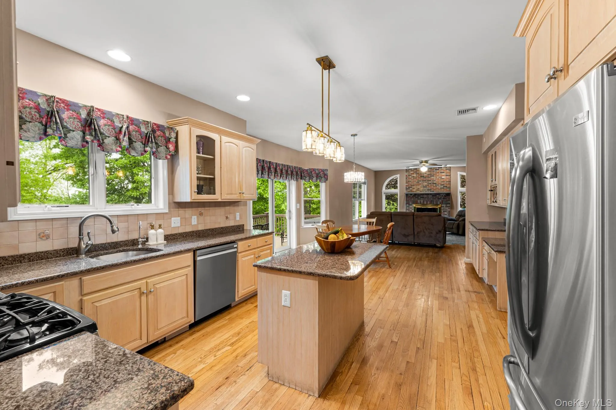 35 Pyngyp Road, Stony Point, NY, 5 Bedrooms Bedrooms, 12 Rooms Rooms,3 BathroomsBathrooms,Residential Lease,For Rent,Pyngyp,0,1000879 35 Pyngyp Road, Stony Point, NY, 5 Bedrooms Bedrooms, 12 Rooms Rooms,3 BathroomsBathrooms,Residential Lease,For Rent,Pyngyp,0,1000879