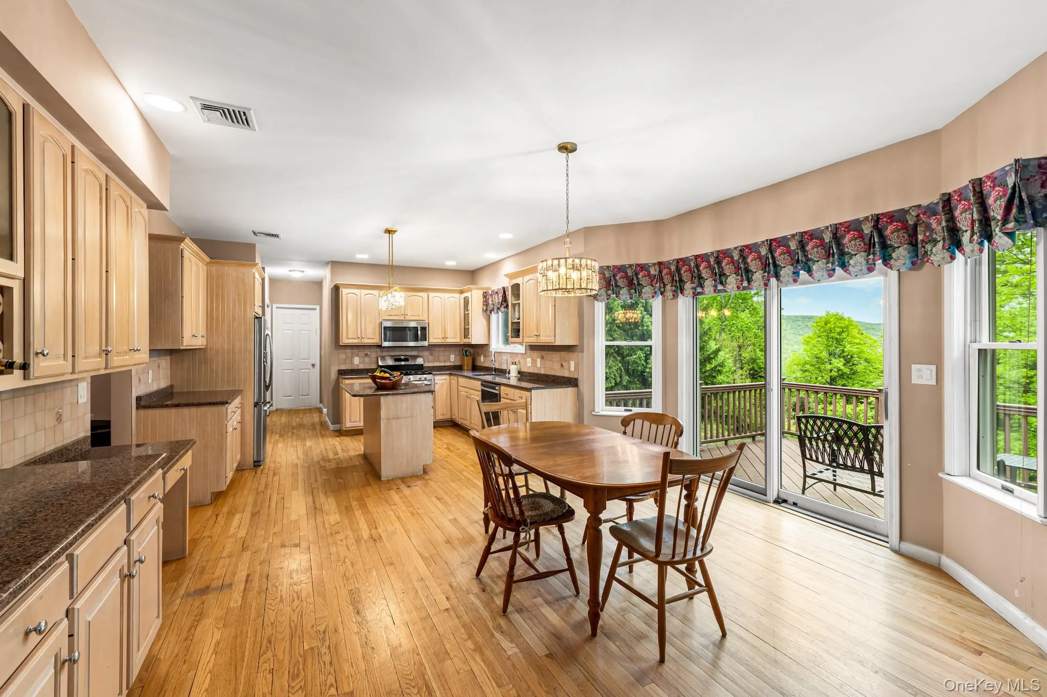 35 Pyngyp Road, Stony Point, NY, 5 Bedrooms Bedrooms, 12 Rooms Rooms,3 BathroomsBathrooms,Residential Lease,For Rent,Pyngyp,0,1000879 35 Pyngyp Road, Stony Point, NY, 5 Bedrooms Bedrooms, 12 Rooms Rooms,3 BathroomsBathrooms,Residential Lease,For Rent,Pyngyp,0,1000879