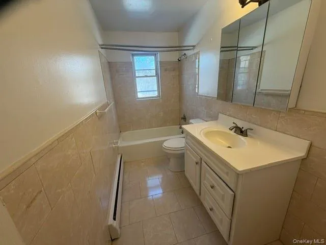 54 Ralph Avenue, Babylon, NY, 1 Bedroom Bedrooms, 4 Rooms Rooms,1 BathroomBathrooms,Residential Lease,For Rent,Ralph,0,1000880 54 Ralph Avenue, Babylon, NY, 1 Bedroom Bedrooms, 4 Rooms Rooms,1 BathroomBathrooms,Residential Lease,For Rent,Ralph,0,1000880