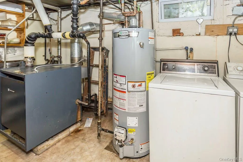 156-17 33rd Avenue, New York, NY, 3 Bedrooms Bedrooms, 9 Rooms Rooms,3 BathroomsBathrooms,Residential,For Rent,33rd,0,1000883 156-17 33rd Avenue, New York, NY, 3 Bedrooms Bedrooms, 9 Rooms Rooms,3 BathroomsBathrooms,Residential,For Rent,33rd,0,1000883