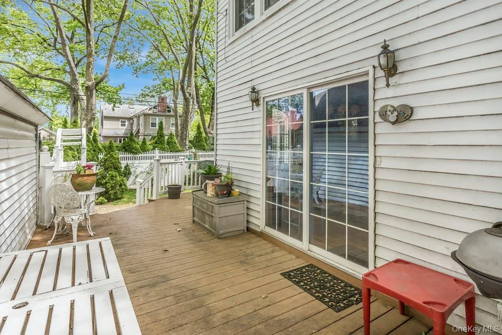 156-17 33rd Avenue, New York, NY, 3 Bedrooms Bedrooms, 9 Rooms Rooms,3 BathroomsBathrooms,Residential,For Rent,33rd,0,1000883 156-17 33rd Avenue, New York, NY, 3 Bedrooms Bedrooms, 9 Rooms Rooms,3 BathroomsBathrooms,Residential,For Rent,33rd,0,1000883