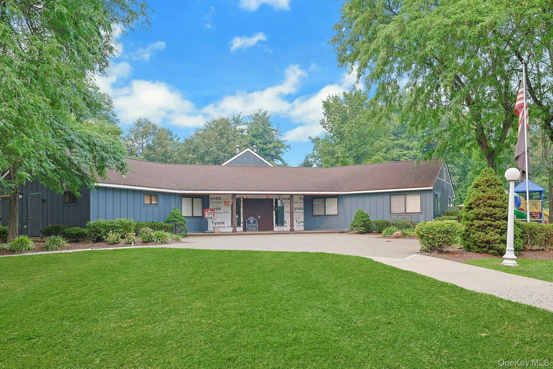 158 Branchwood Lane, Clarkstown, NY, 1 Bedroom Bedrooms, 6 Rooms Rooms,1 BathroomBathrooms,Residential,For Rent,Branchwood,0,1000888 158 Branchwood Lane, Clarkstown, NY, 1 Bedroom Bedrooms, 6 Rooms Rooms,1 BathroomBathrooms,Residential,For Rent,Branchwood,0,1000888