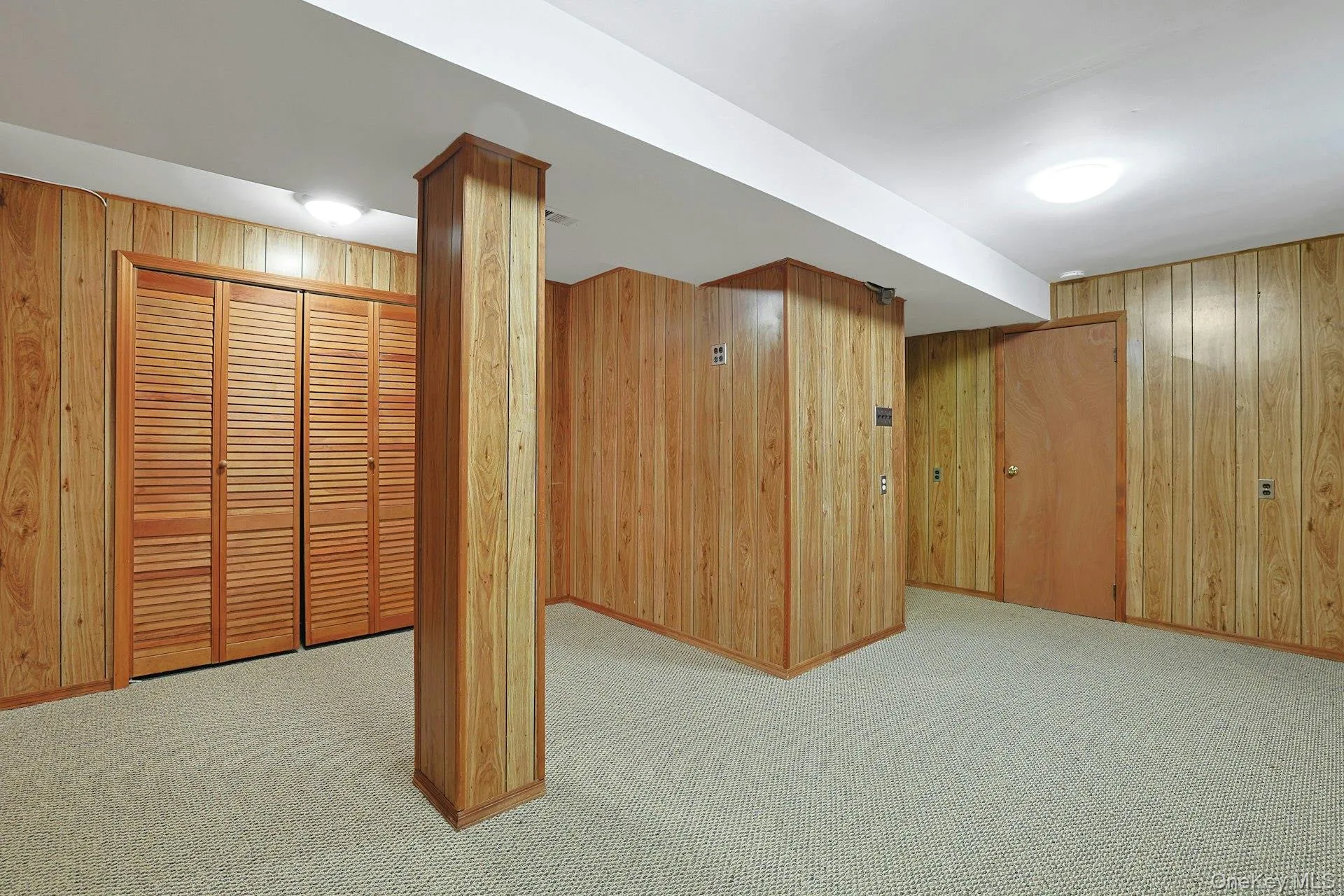 158 Branchwood Lane, Clarkstown, NY, 1 Bedroom Bedrooms, 6 Rooms Rooms,1 BathroomBathrooms,Residential,For Rent,Branchwood,0,1000888 158 Branchwood Lane, Clarkstown, NY, 1 Bedroom Bedrooms, 6 Rooms Rooms,1 BathroomBathrooms,Residential,For Rent,Branchwood,0,1000888