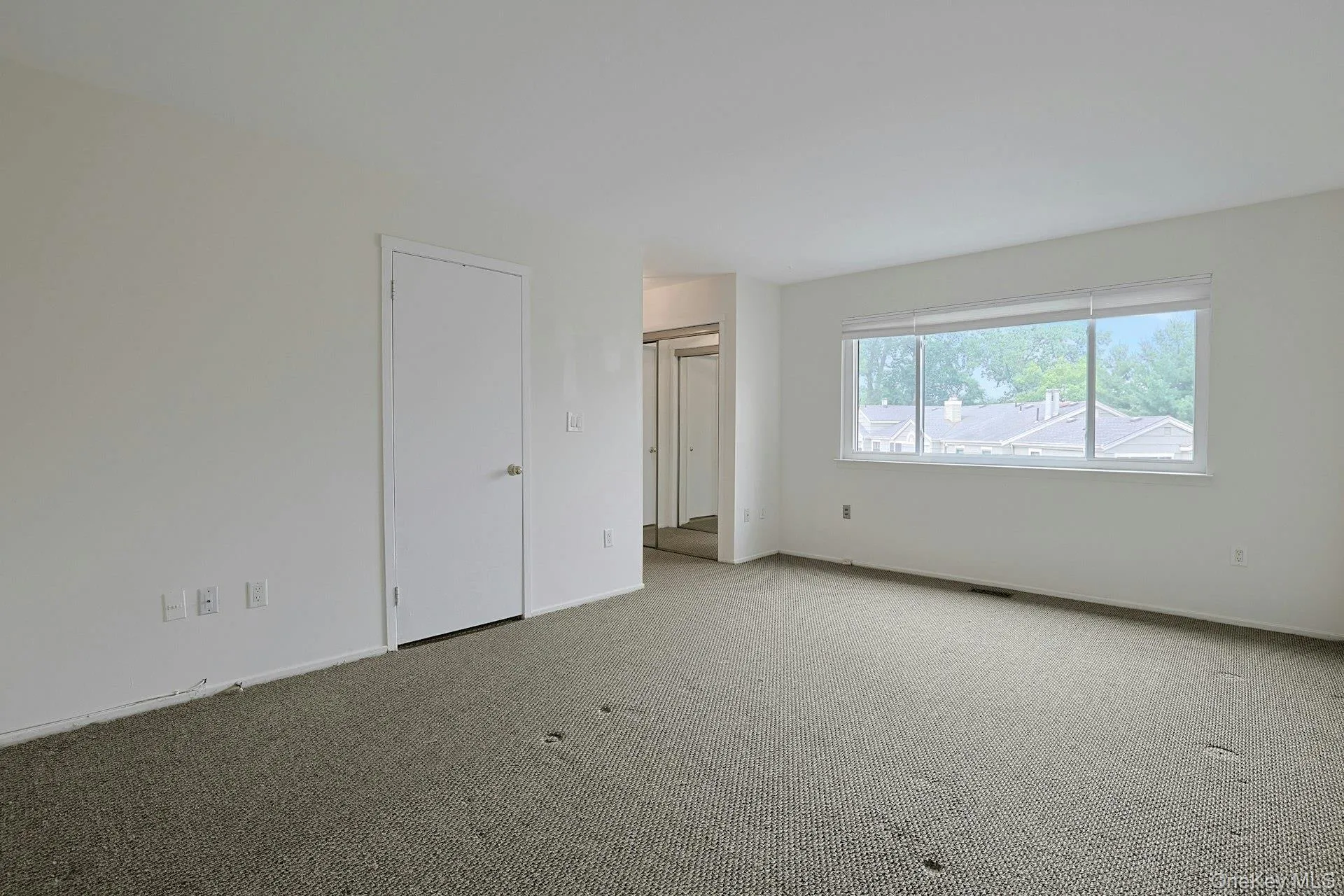 158 Branchwood Lane, Clarkstown, NY, 1 Bedroom Bedrooms, 6 Rooms Rooms,1 BathroomBathrooms,Residential,For Rent,Branchwood,0,1000888 158 Branchwood Lane, Clarkstown, NY, 1 Bedroom Bedrooms, 6 Rooms Rooms,1 BathroomBathrooms,Residential,For Rent,Branchwood,0,1000888