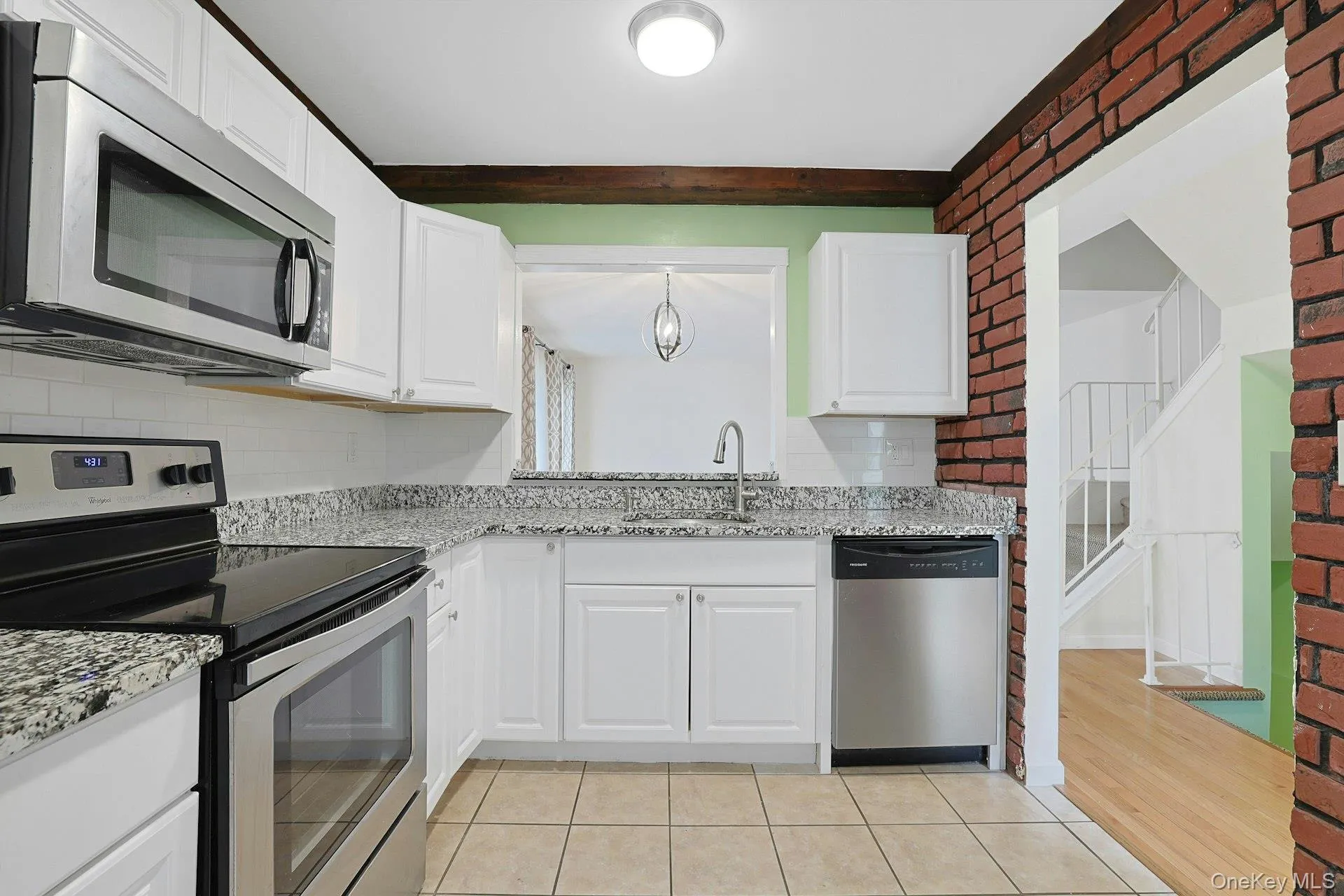 158 Branchwood Lane, Clarkstown, NY, 1 Bedroom Bedrooms, 6 Rooms Rooms,1 BathroomBathrooms,Residential,For Rent,Branchwood,0,1000888 158 Branchwood Lane, Clarkstown, NY, 1 Bedroom Bedrooms, 6 Rooms Rooms,1 BathroomBathrooms,Residential,For Rent,Branchwood,0,1000888