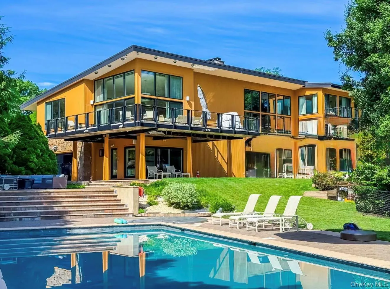 21 Lake Road, North Hempstead, NY, 7 Bedrooms Bedrooms, 28 Rooms Rooms,7 BathroomsBathrooms,Residential,For Rent,Lake,0,1000890 21 Lake Road, North Hempstead, NY, 7 Bedrooms Bedrooms, 28 Rooms Rooms,7 BathroomsBathrooms,Residential,For Rent,Lake,0,1000890