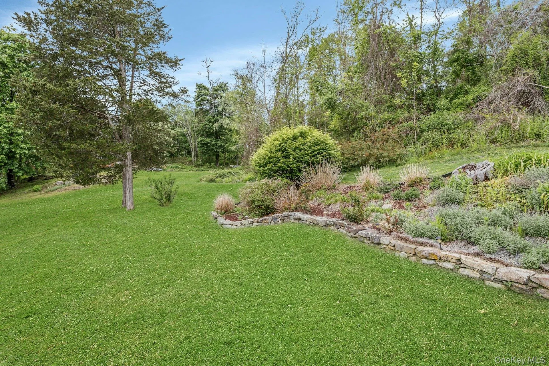 31 Spring Street, Lewisboro, NY, 4 Bedrooms Bedrooms, 8 Rooms Rooms,2 BathroomsBathrooms,Residential,For Rent,Spring,0,1000891 31 Spring Street, Lewisboro, NY, 4 Bedrooms Bedrooms, 8 Rooms Rooms,2 BathroomsBathrooms,Residential,For Rent,Spring,0,1000891