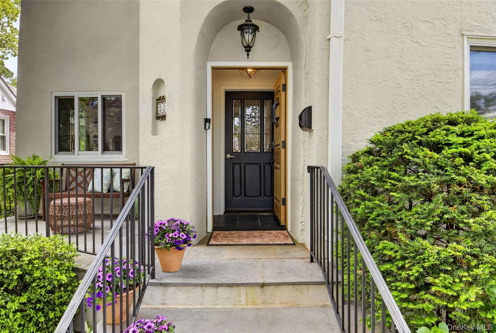 20 Raynor Avenue, Mount Vernon, NY, 3 Bedrooms Bedrooms, 7 Rooms Rooms,2 BathroomsBathrooms,Residential,For Rent,Raynor,0,1000892 20 Raynor Avenue, Mount Vernon, NY, 3 Bedrooms Bedrooms, 7 Rooms Rooms,2 BathroomsBathrooms,Residential,For Rent,Raynor,0,1000892