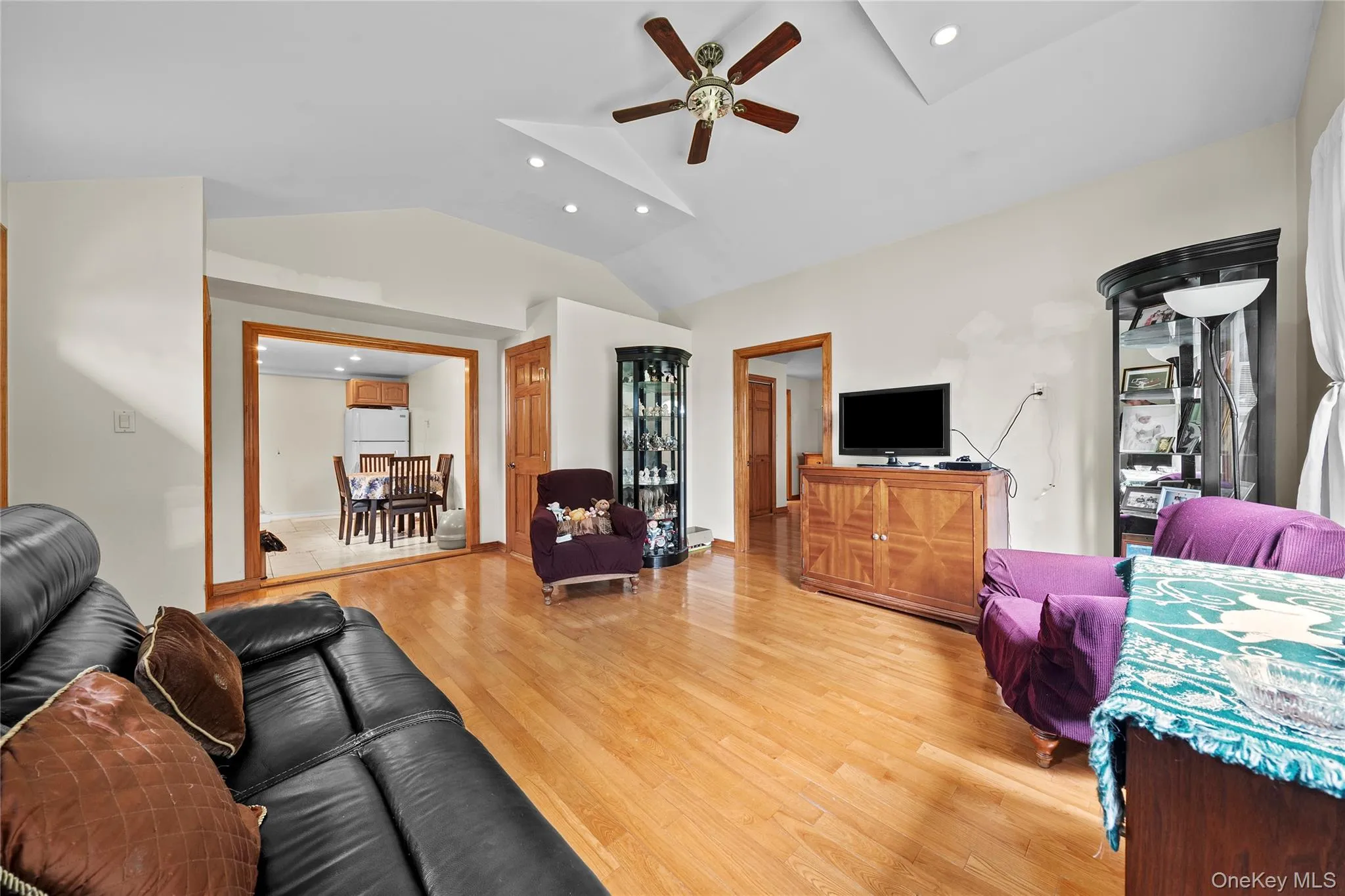 1850 Lenox Avenue, Hempstead, NY, 4 Bedrooms Bedrooms, 9 Rooms Rooms,3 BathroomsBathrooms,Residential,For Rent,Lenox,0,1000899 1850 Lenox Avenue, Hempstead, NY, 4 Bedrooms Bedrooms, 9 Rooms Rooms,3 BathroomsBathrooms,Residential,For Rent,Lenox,0,1000899