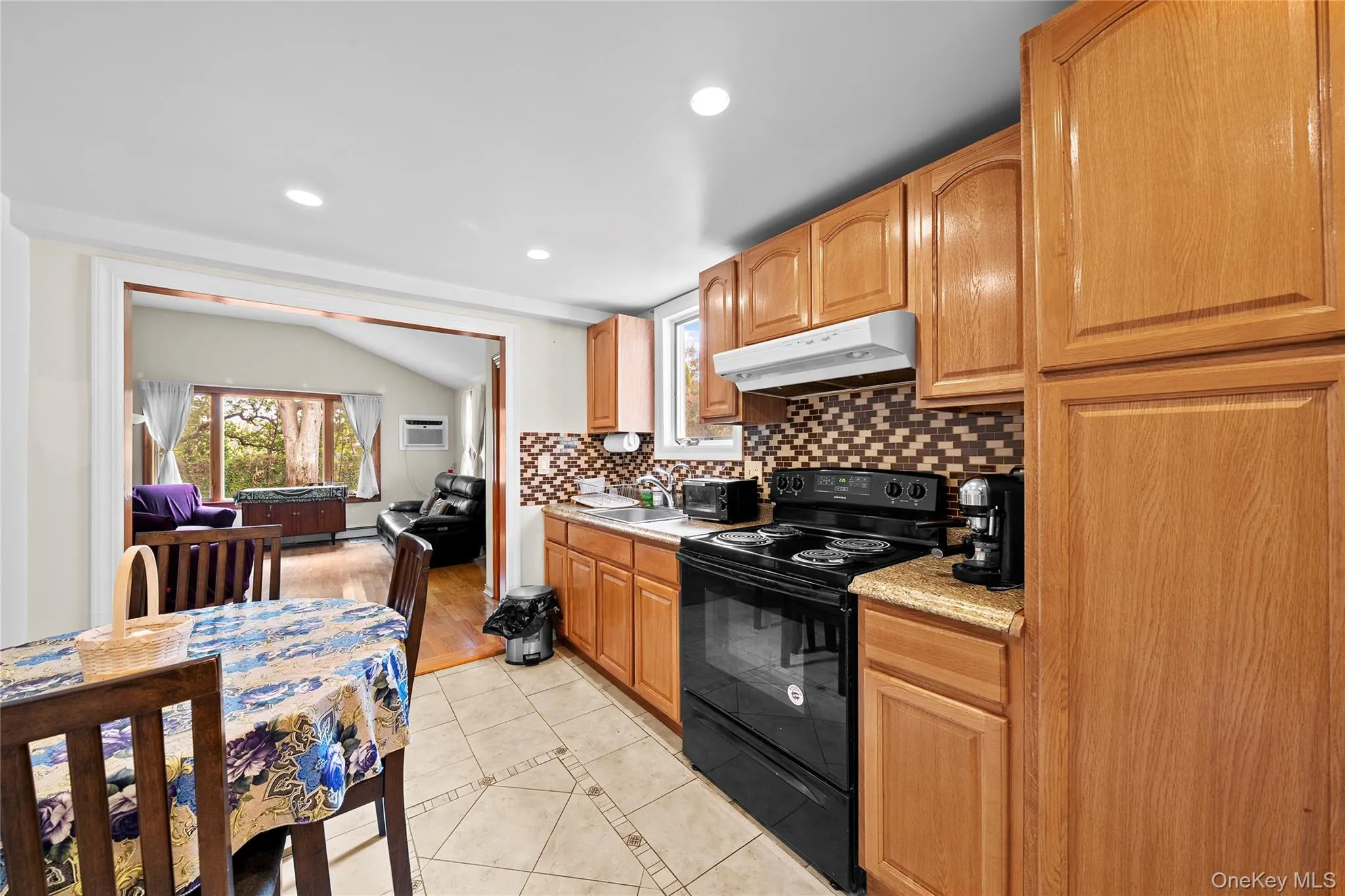 1850 Lenox Avenue, Hempstead, NY, 4 Bedrooms Bedrooms, 9 Rooms Rooms,3 BathroomsBathrooms,Residential,For Rent,Lenox,0,1000899 1850 Lenox Avenue, Hempstead, NY, 4 Bedrooms Bedrooms, 9 Rooms Rooms,3 BathroomsBathrooms,Residential,For Rent,Lenox,0,1000899