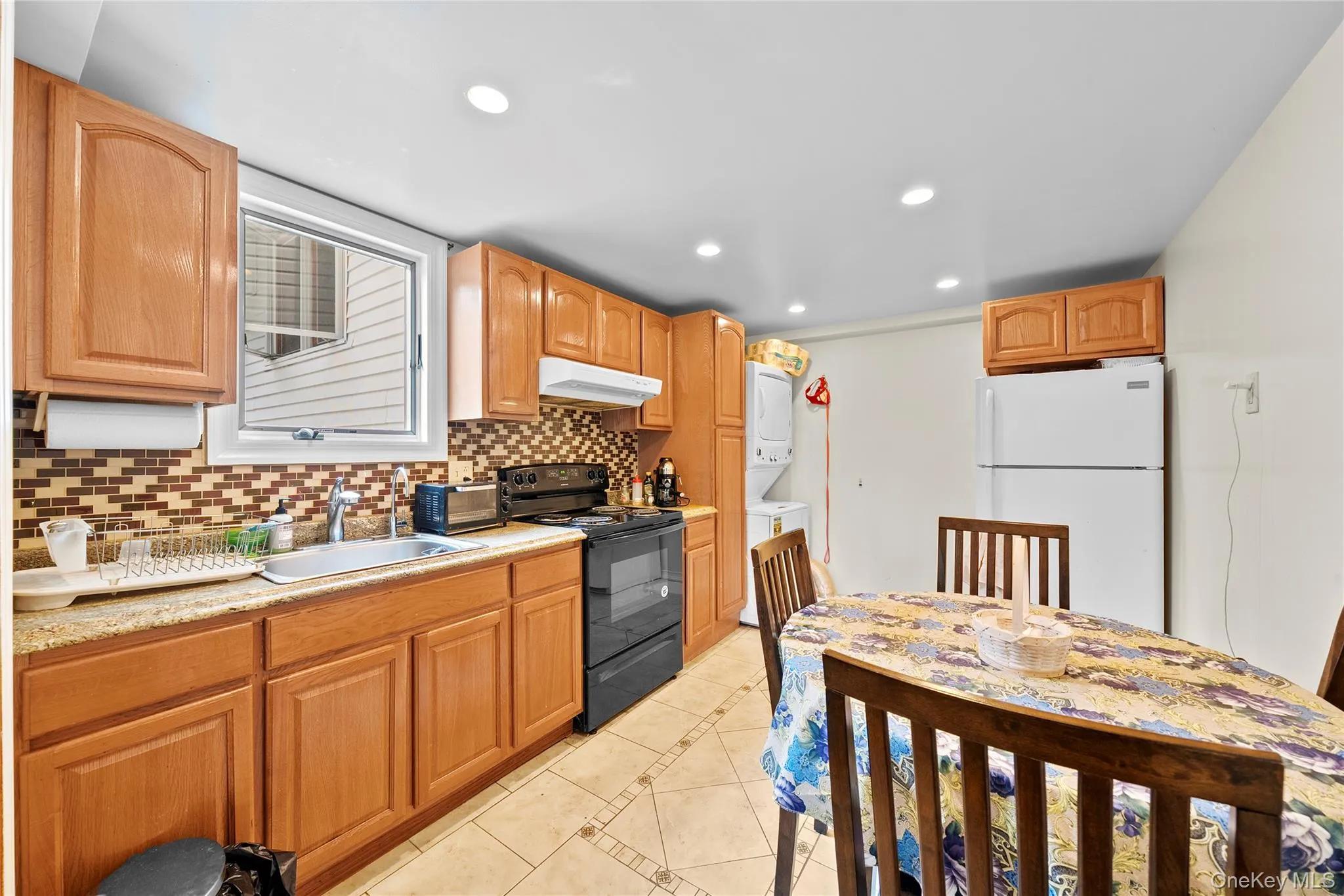 1850 Lenox Avenue, Hempstead, NY, 4 Bedrooms Bedrooms, 9 Rooms Rooms,3 BathroomsBathrooms,Residential,For Rent,Lenox,0,1000899 1850 Lenox Avenue, Hempstead, NY, 4 Bedrooms Bedrooms, 9 Rooms Rooms,3 BathroomsBathrooms,Residential,For Rent,Lenox,0,1000899