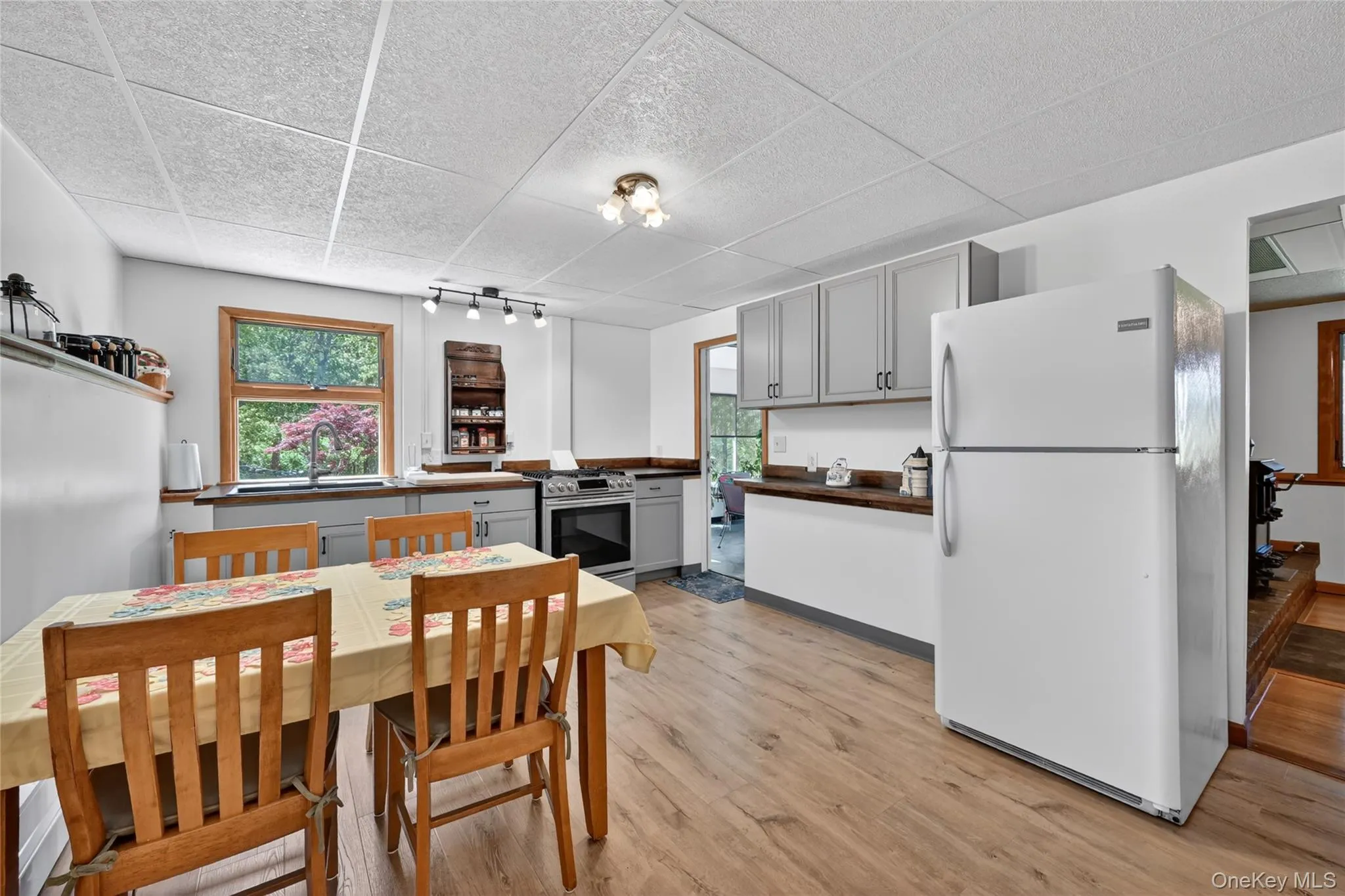 77 Maidstone Drive, Montgomery, NY, 3 Bedrooms Bedrooms, ,2 BathroomsBathrooms,Residential,For Rent,Maidstone,0,1000901 77 Maidstone Drive, Montgomery, NY, 3 Bedrooms Bedrooms, ,2 BathroomsBathrooms,Residential,For Rent,Maidstone,0,1000901