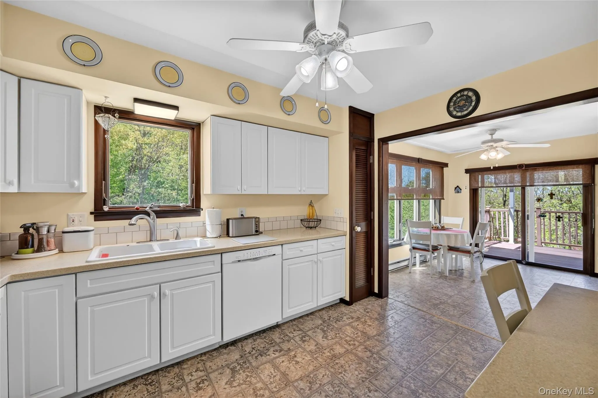 77 Maidstone Drive, Montgomery, NY, 3 Bedrooms Bedrooms, ,2 BathroomsBathrooms,Residential,For Rent,Maidstone,0,1000901 77 Maidstone Drive, Montgomery, NY, 3 Bedrooms Bedrooms, ,2 BathroomsBathrooms,Residential,For Rent,Maidstone,0,1000901
