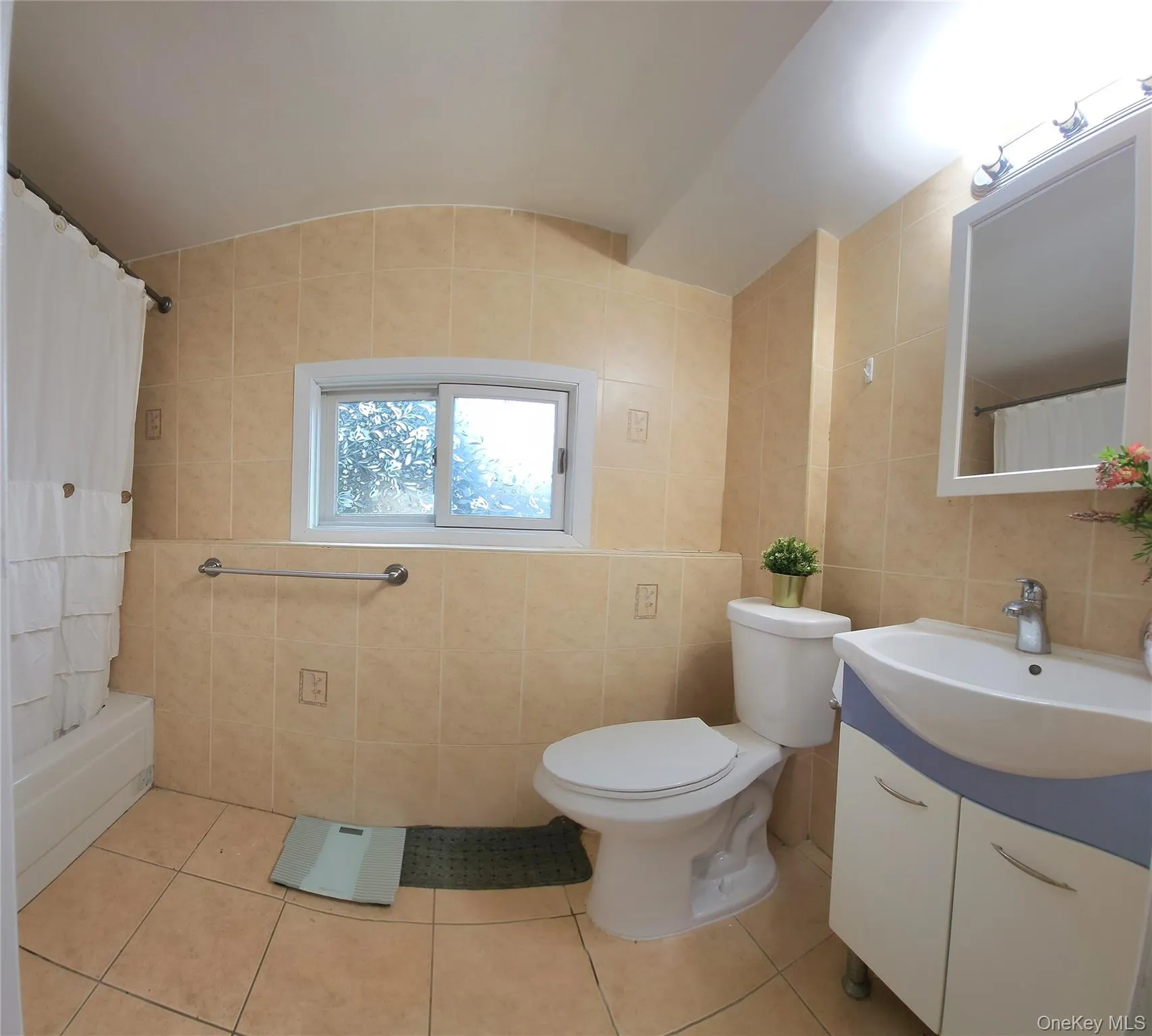 11 Howard Street, Oyster Bay, NY, 5 Bedrooms Bedrooms, 10 Rooms Rooms,2 BathroomsBathrooms,Residential Lease,For Rent,Howard,0,1000904 11 Howard Street, Oyster Bay, NY, 5 Bedrooms Bedrooms, 10 Rooms Rooms,2 BathroomsBathrooms,Residential Lease,For Rent,Howard,0,1000904