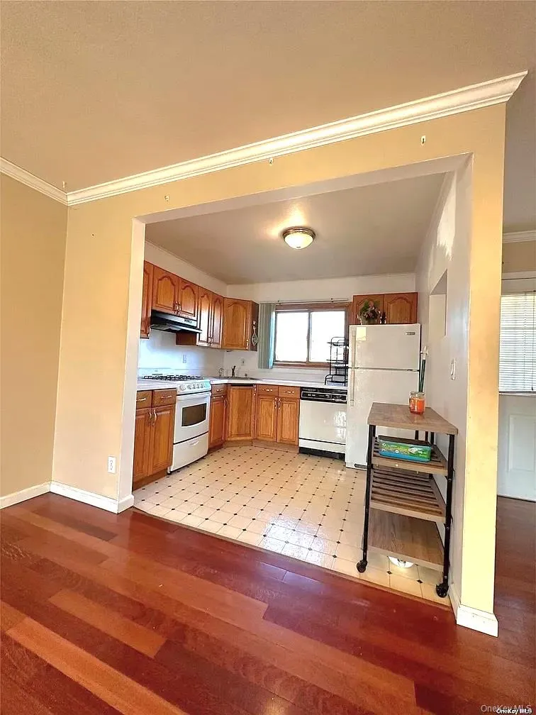 11 Howard Street, Oyster Bay, NY, 5 Bedrooms Bedrooms, 10 Rooms Rooms,2 BathroomsBathrooms,Residential Lease,For Rent,Howard,0,1000904 11 Howard Street, Oyster Bay, NY, 5 Bedrooms Bedrooms, 10 Rooms Rooms,2 BathroomsBathrooms,Residential Lease,For Rent,Howard,0,1000904