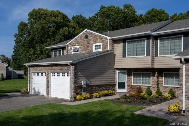 2504 Townhouse Drive, Brookhaven, NY, 3 Bedrooms Bedrooms, 6 Rooms Rooms,2 BathroomsBathrooms,Residential Lease,For Rent,Townhouse,0,1000907 2504 Townhouse Drive, Brookhaven, NY, 3 Bedrooms Bedrooms, 6 Rooms Rooms,2 BathroomsBathrooms,Residential Lease,For Rent,Townhouse,0,1000907