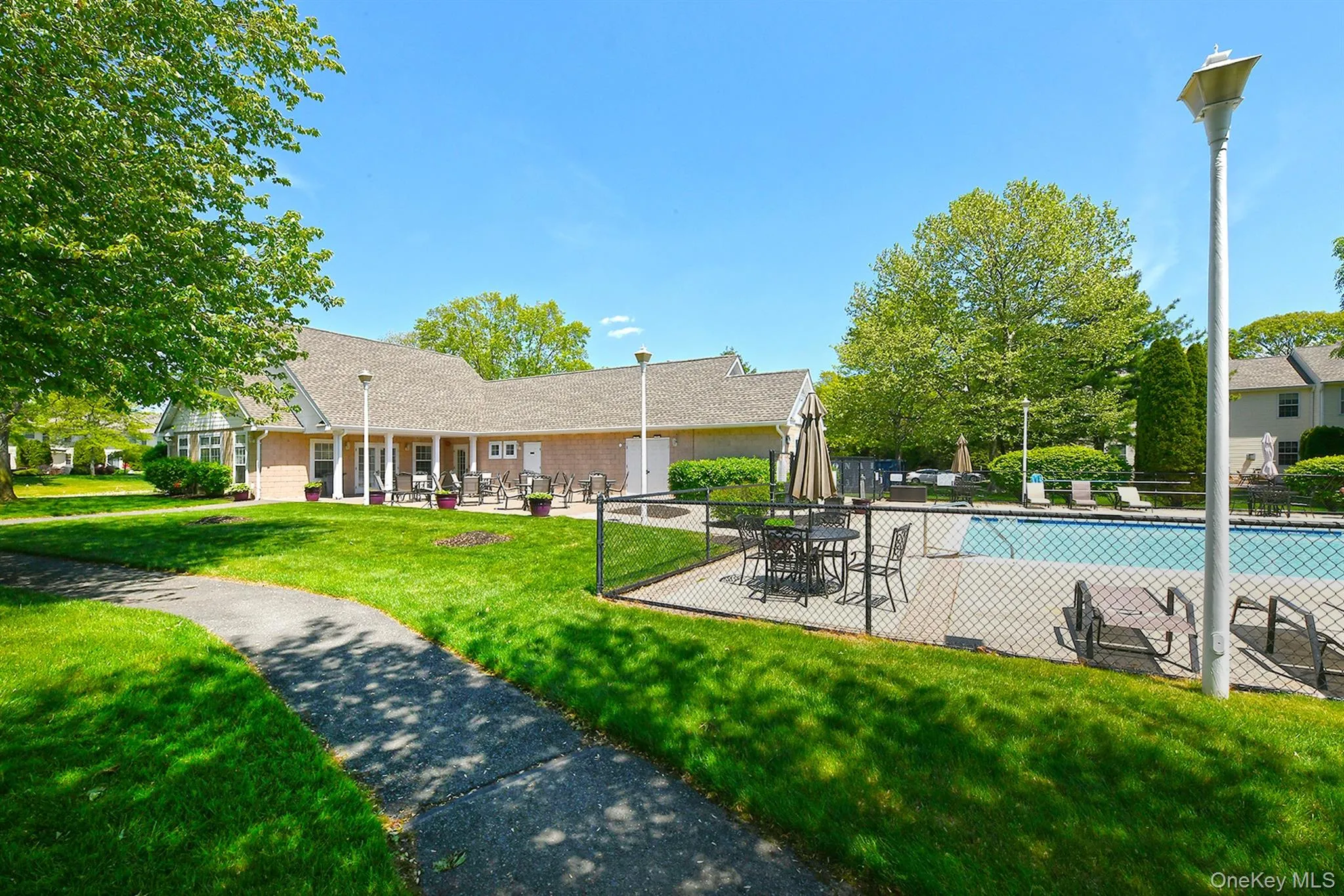 130 Commodore Circle, Brookhaven, NY, 1 Bedroom Bedrooms, 4 Rooms Rooms,1 BathroomBathrooms,Residential,For Rent,Commodore,0,1000908 130 Commodore Circle, Brookhaven, NY, 1 Bedroom Bedrooms, 4 Rooms Rooms,1 BathroomBathrooms,Residential,For Rent,Commodore,0,1000908