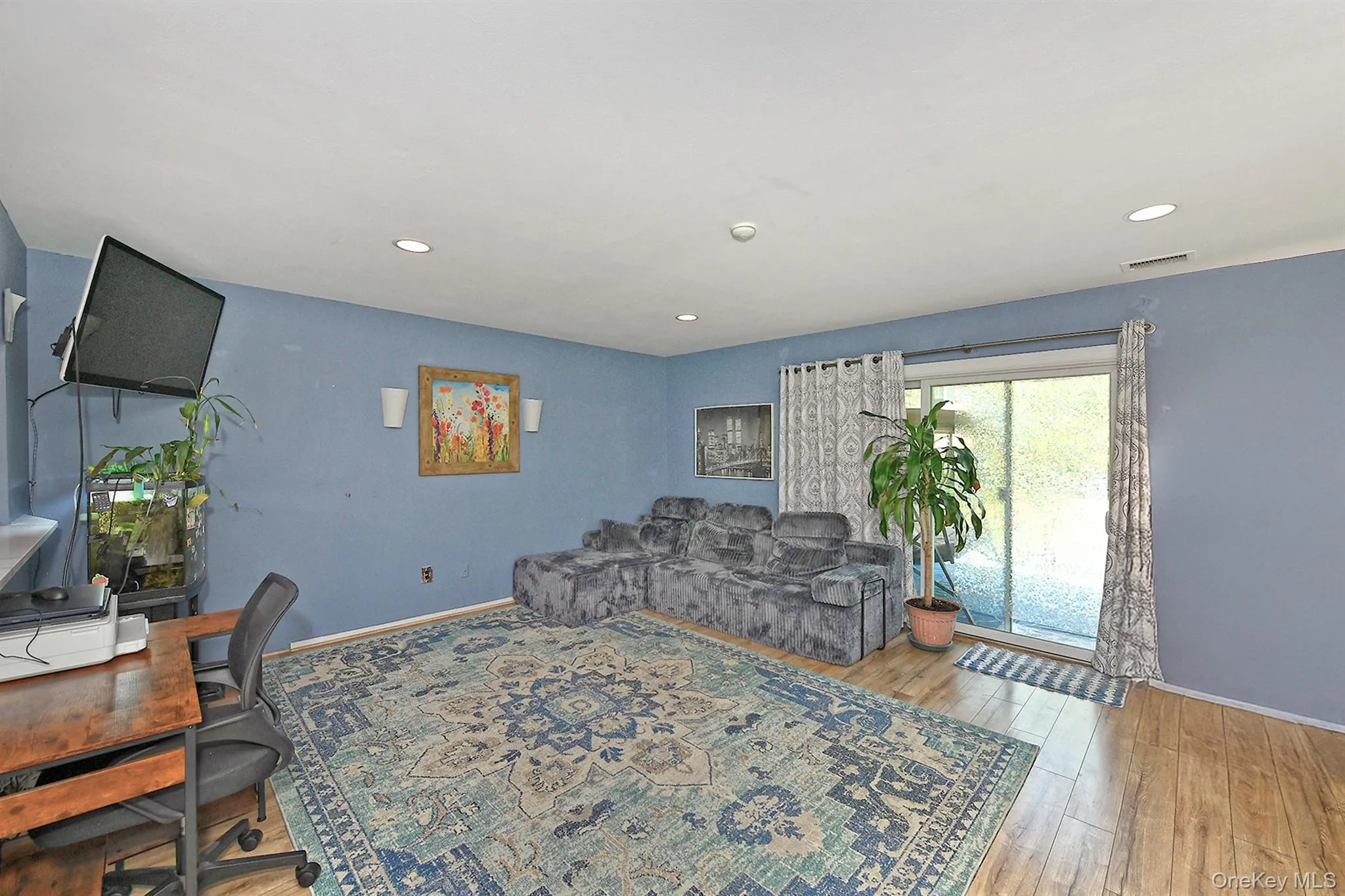 130 Commodore Circle, Brookhaven, NY, 1 Bedroom Bedrooms, 4 Rooms Rooms,1 BathroomBathrooms,Residential,For Rent,Commodore,0,1000908 130 Commodore Circle, Brookhaven, NY, 1 Bedroom Bedrooms, 4 Rooms Rooms,1 BathroomBathrooms,Residential,For Rent,Commodore,0,1000908