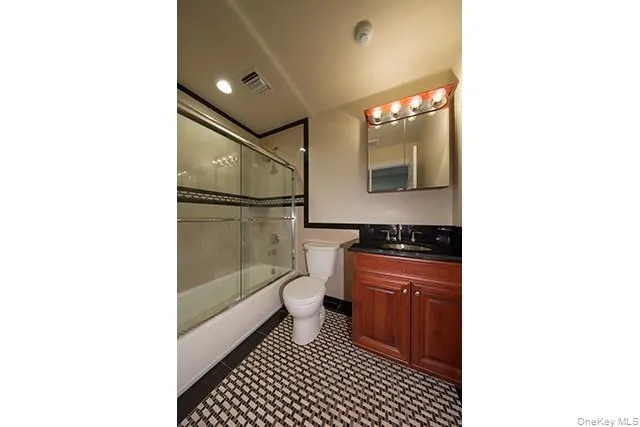 405 Townhouse Drive, Brookhaven, NY, 3 Bedrooms Bedrooms, 6 Rooms Rooms,2 BathroomsBathrooms,Residential Lease,For Rent,Townhouse,0,1000910 405 Townhouse Drive, Brookhaven, NY, 3 Bedrooms Bedrooms, 6 Rooms Rooms,2 BathroomsBathrooms,Residential Lease,For Rent,Townhouse,0,1000910