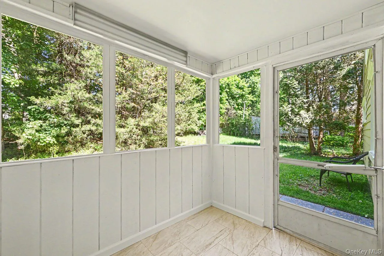 94 East Way, Mount Kisco, NY, 4 Bedrooms Bedrooms, 7 Rooms Rooms,2 BathroomsBathrooms,Residential,For Rent,East,0,1000911 94 East Way, Mount Kisco, NY, 4 Bedrooms Bedrooms, 7 Rooms Rooms,2 BathroomsBathrooms,Residential,For Rent,East,0,1000911