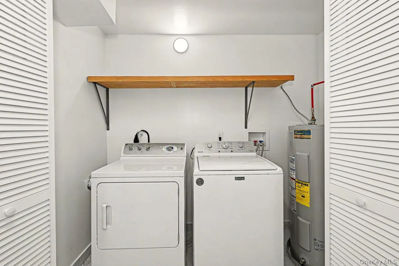 Laundry closet is on the 2nd floor. Laundry closet is on the 2nd floor.