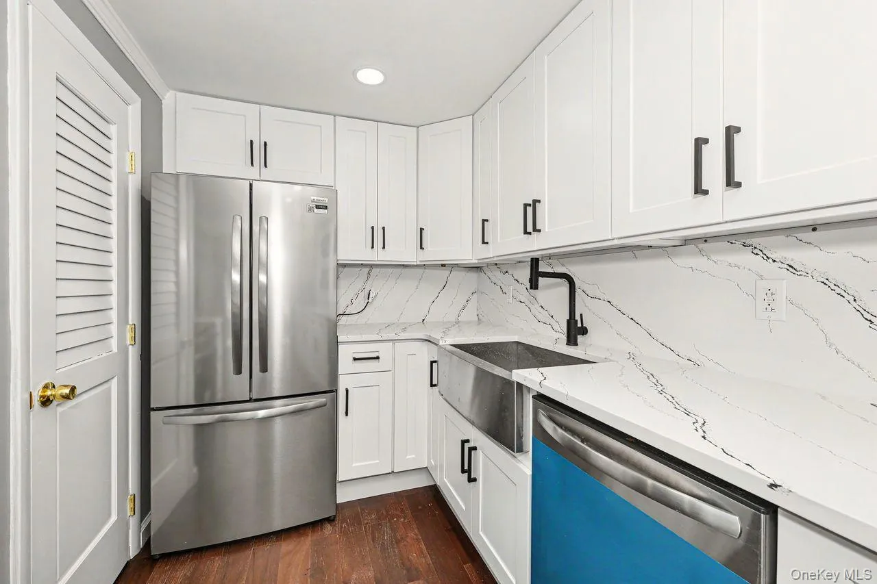 94 East Way, Mount Kisco, NY, 4 Bedrooms Bedrooms, 7 Rooms Rooms,2 BathroomsBathrooms,Residential,For Rent,East,0,1000911 94 East Way, Mount Kisco, NY, 4 Bedrooms Bedrooms, 7 Rooms Rooms,2 BathroomsBathrooms,Residential,For Rent,East,0,1000911