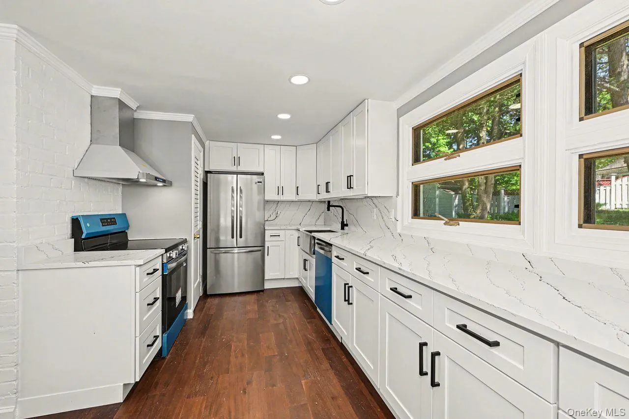 94 East Way, Mount Kisco, NY, 4 Bedrooms Bedrooms, 7 Rooms Rooms,2 BathroomsBathrooms,Residential,For Rent,East,0,1000911 94 East Way, Mount Kisco, NY, 4 Bedrooms Bedrooms, 7 Rooms Rooms,2 BathroomsBathrooms,Residential,For Rent,East,0,1000911