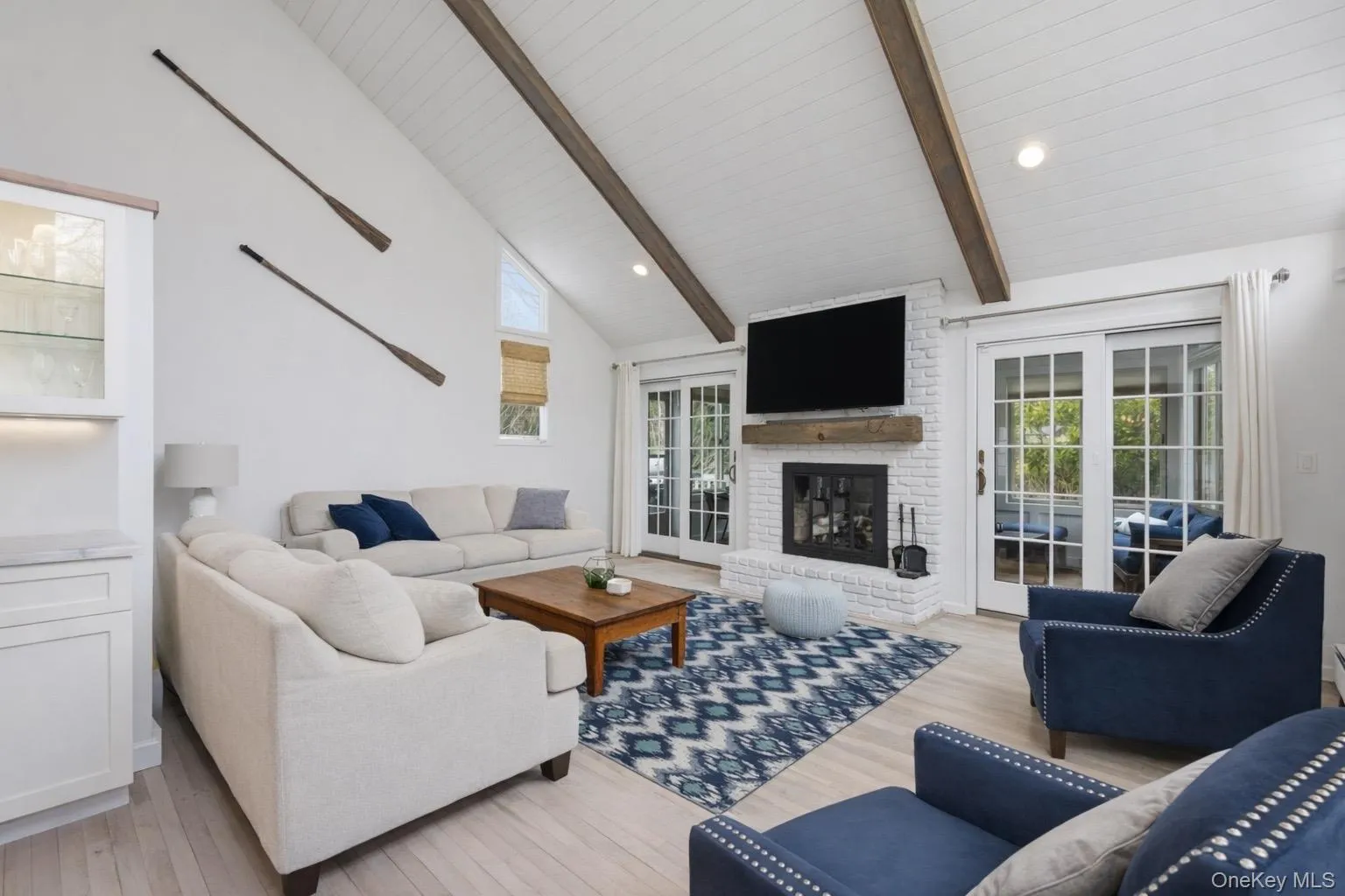 1 Canal Way, Southampton, NY, 4 Bedrooms Bedrooms, 7 Rooms Rooms,2 BathroomsBathrooms,Residential Lease,For Rent,Canal,0,1000912 1 Canal Way, Southampton, NY, 4 Bedrooms Bedrooms, 7 Rooms Rooms,2 BathroomsBathrooms,Residential Lease,For Rent,Canal,0,1000912
