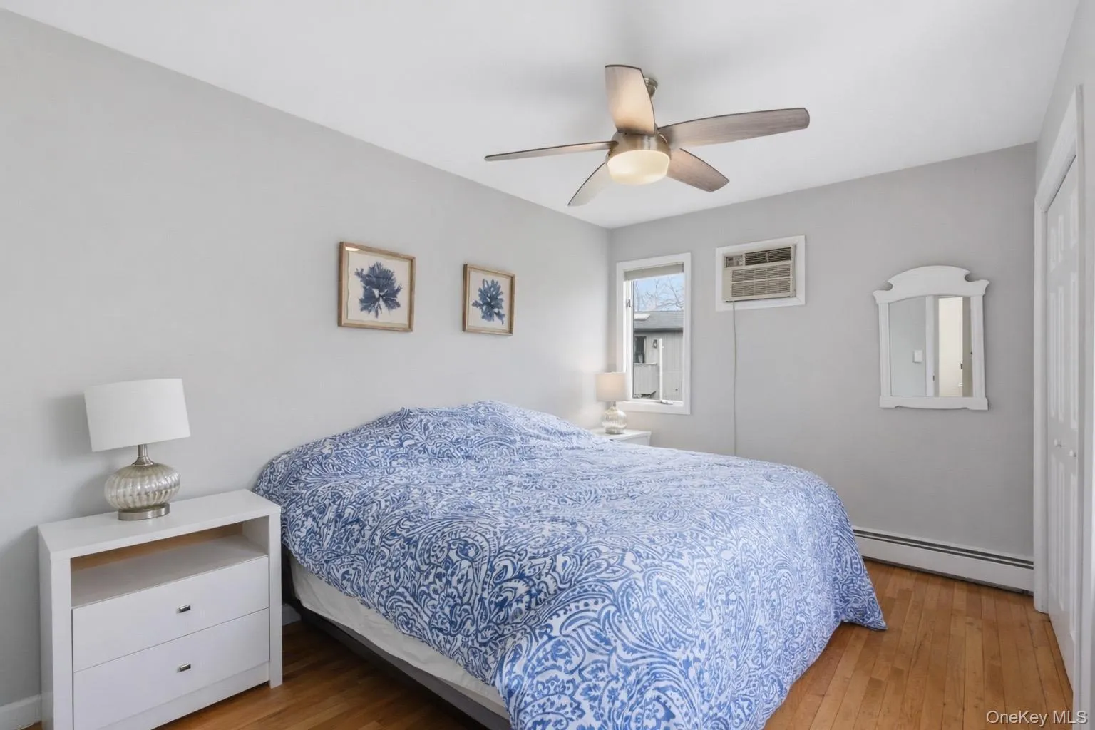 1 Canal Way, Southampton, NY, 4 Bedrooms Bedrooms, 7 Rooms Rooms,2 BathroomsBathrooms,Residential Lease,For Rent,Canal,0,1000912 1 Canal Way, Southampton, NY, 4 Bedrooms Bedrooms, 7 Rooms Rooms,2 BathroomsBathrooms,Residential Lease,For Rent,Canal,0,1000912