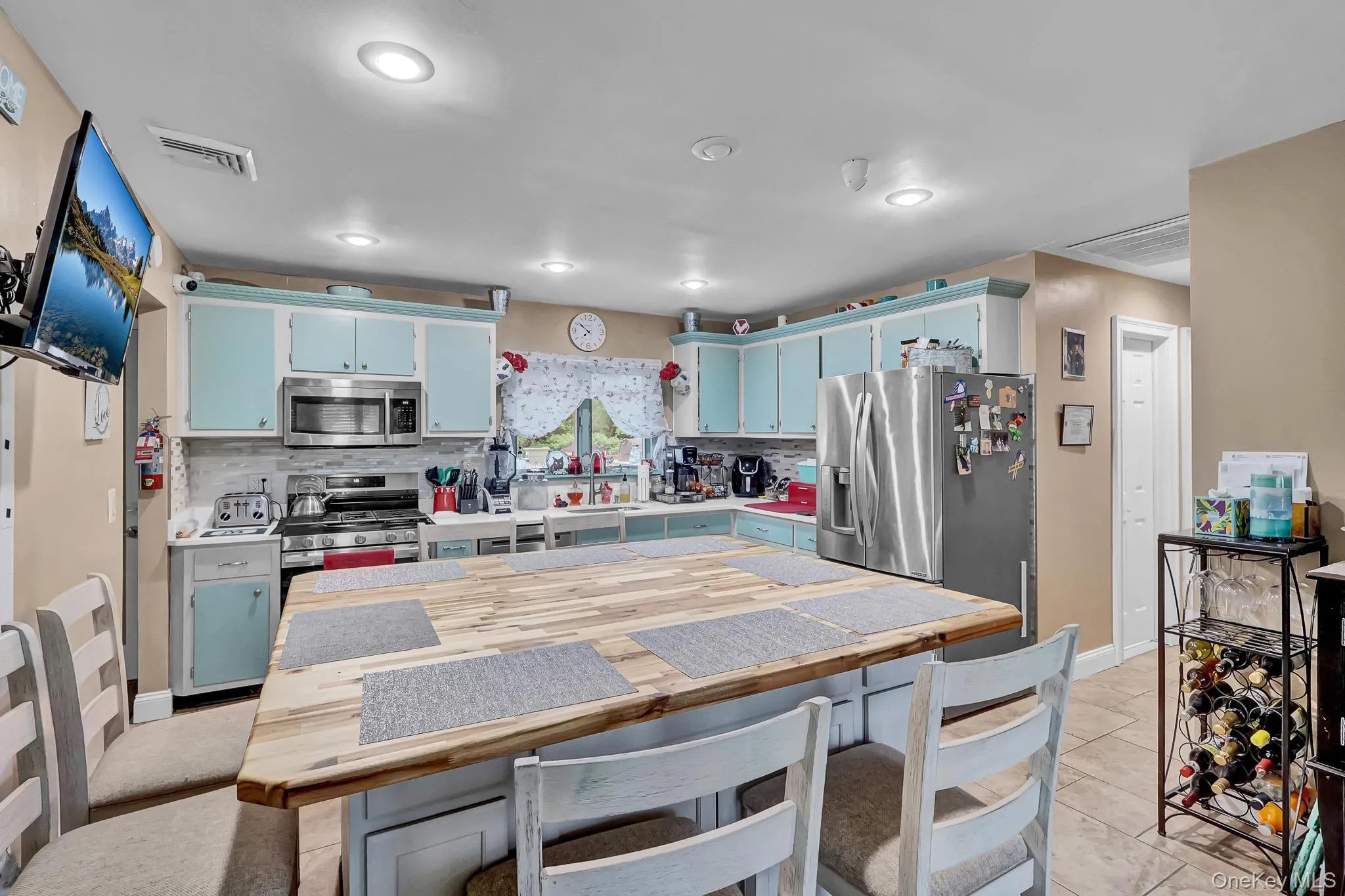 98 Granny Road, Brookhaven, NY, 4 Bedrooms Bedrooms, 9 Rooms Rooms,2 BathroomsBathrooms,Residential,For Rent,Granny,0,1000919 98 Granny Road, Brookhaven, NY, 4 Bedrooms Bedrooms, 9 Rooms Rooms,2 BathroomsBathrooms,Residential,For Rent,Granny,0,1000919