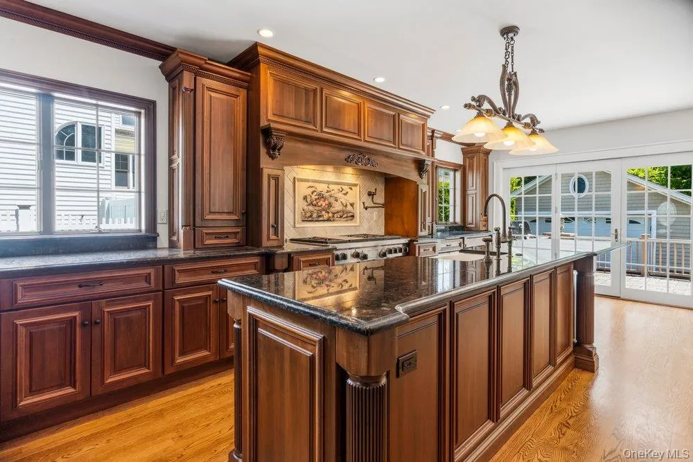 12 Davison Avenue, Hempstead, NY, 3 Bedrooms Bedrooms, 8 Rooms Rooms,2 BathroomsBathrooms,Residential,For Rent,Davison,0,1000923 12 Davison Avenue, Hempstead, NY, 3 Bedrooms Bedrooms, 8 Rooms Rooms,2 BathroomsBathrooms,Residential,For Rent,Davison,0,1000923