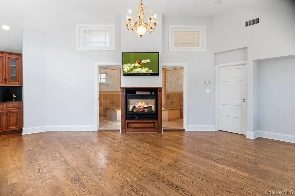 12 Davison Avenue, Hempstead, NY, 3 Bedrooms Bedrooms, 8 Rooms Rooms,2 BathroomsBathrooms,Residential,For Rent,Davison,0,1000923 12 Davison Avenue, Hempstead, NY, 3 Bedrooms Bedrooms, 8 Rooms Rooms,2 BathroomsBathrooms,Residential,For Rent,Davison,0,1000923
