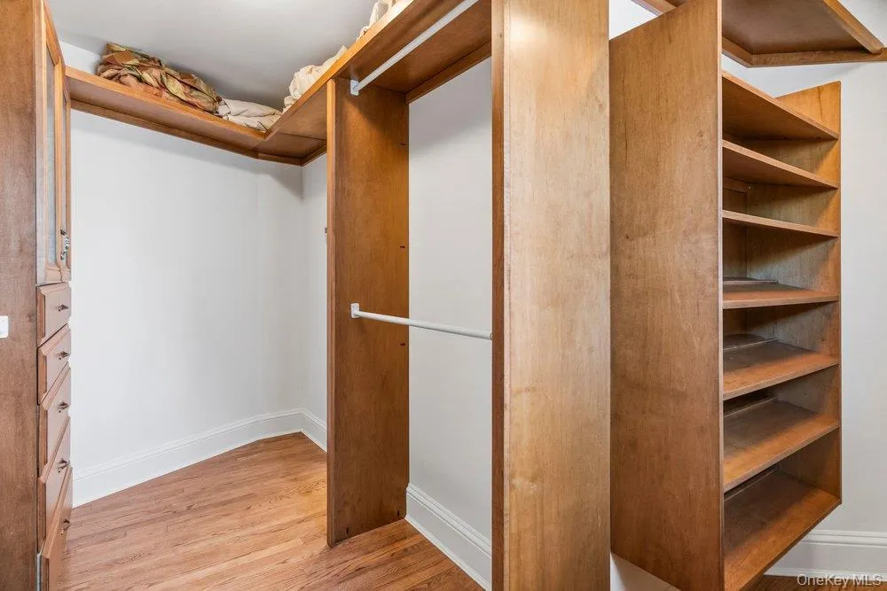 12 Davison Avenue, Hempstead, NY, 3 Bedrooms Bedrooms, 8 Rooms Rooms,2 BathroomsBathrooms,Residential,For Rent,Davison,0,1000923 12 Davison Avenue, Hempstead, NY, 3 Bedrooms Bedrooms, 8 Rooms Rooms,2 BathroomsBathrooms,Residential,For Rent,Davison,0,1000923