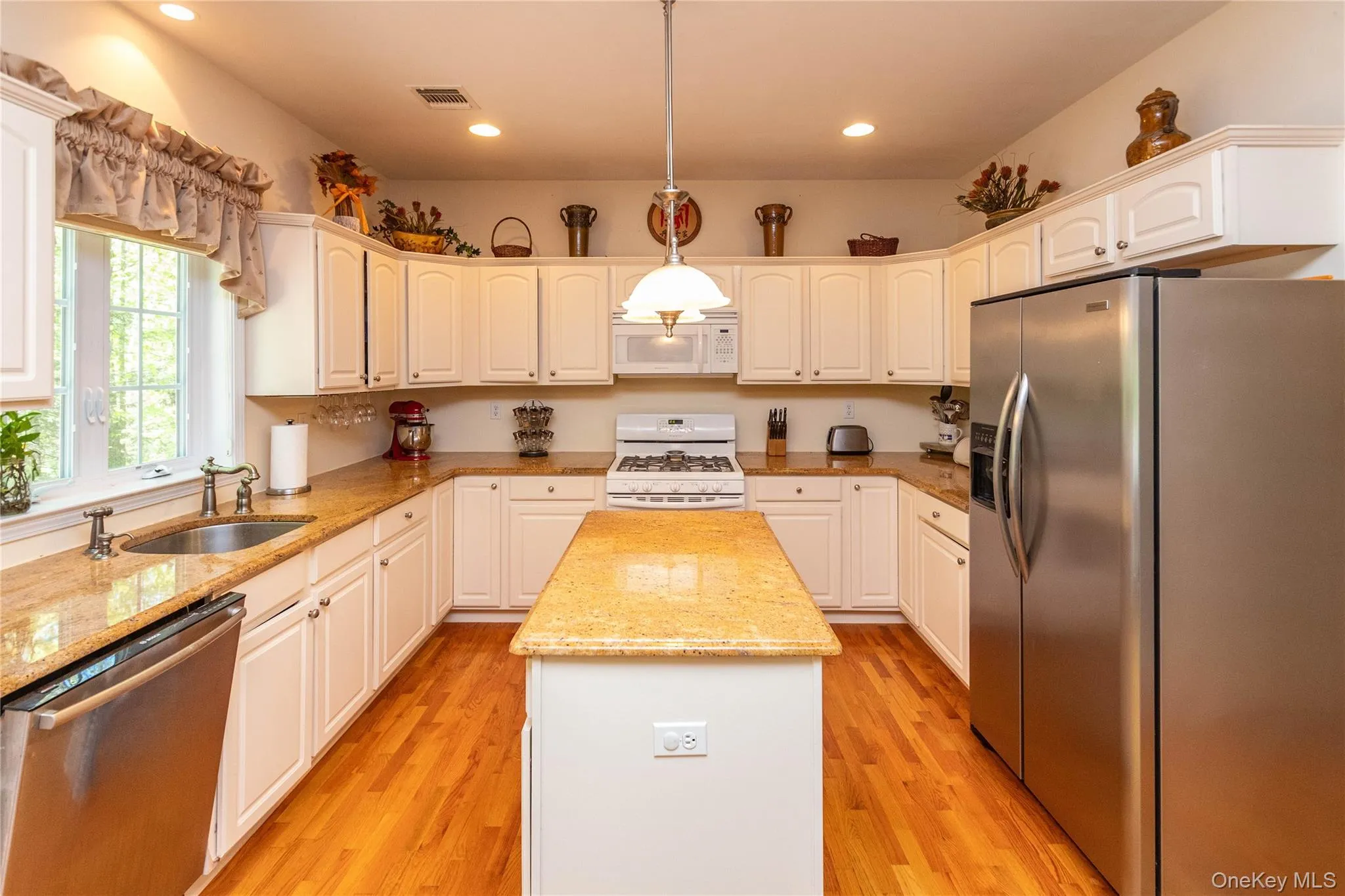 14 Glen Rock Circle, Plattekill, NY, 4 Bedrooms Bedrooms, 10 Rooms Rooms,2 BathroomsBathrooms,Residential,For Rent,Glen Rock,0,1000928 14 Glen Rock Circle, Plattekill, NY, 4 Bedrooms Bedrooms, 10 Rooms Rooms,2 BathroomsBathrooms,Residential,For Rent,Glen Rock,0,1000928