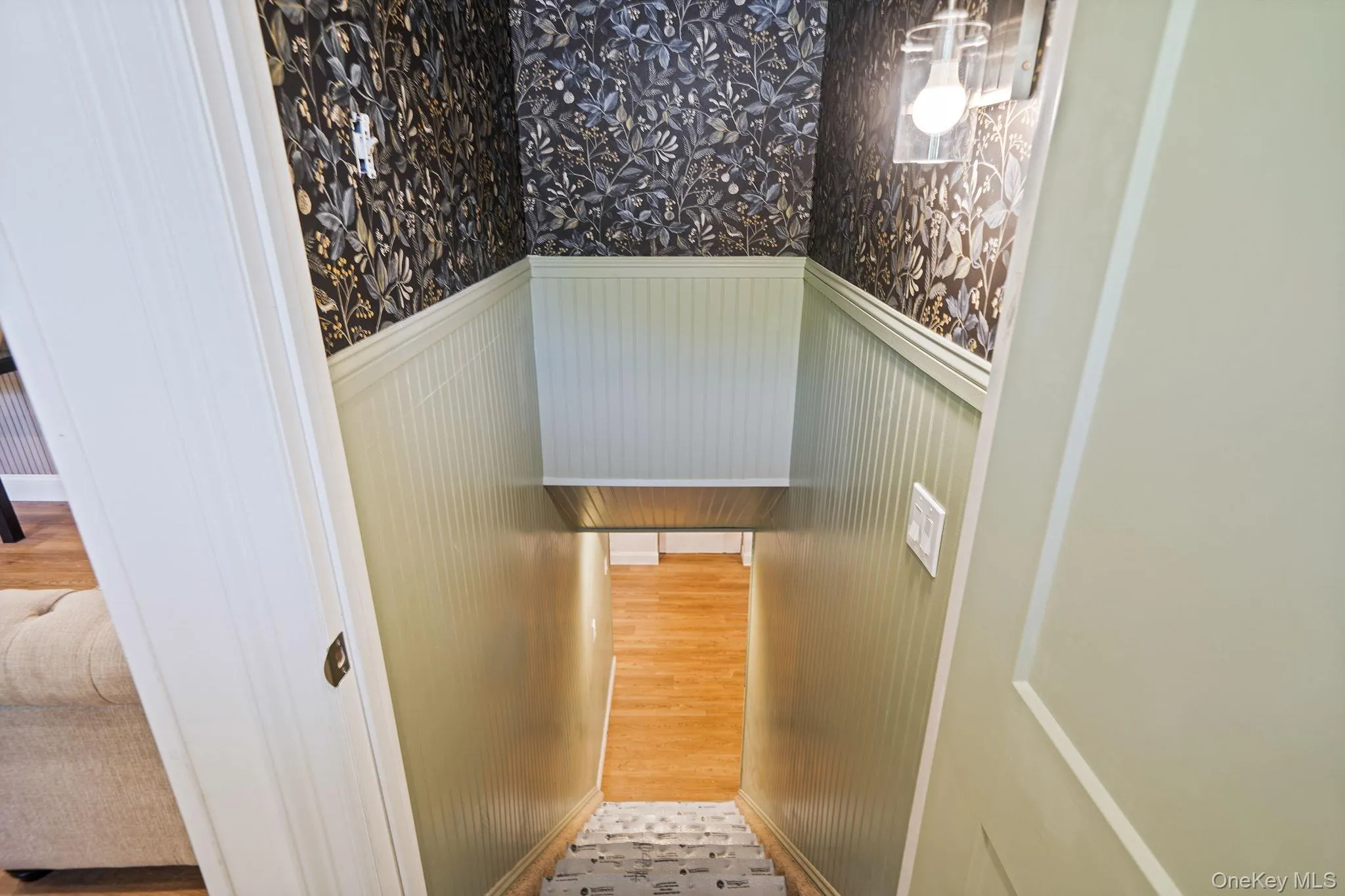 8 Wood Haven Place, Huntington, NY, 5 Bedrooms Bedrooms, 10 Rooms Rooms,2 BathroomsBathrooms,Residential,For Rent,Wood Haven,0,1000929 8 Wood Haven Place, Huntington, NY, 5 Bedrooms Bedrooms, 10 Rooms Rooms,2 BathroomsBathrooms,Residential,For Rent,Wood Haven,0,1000929