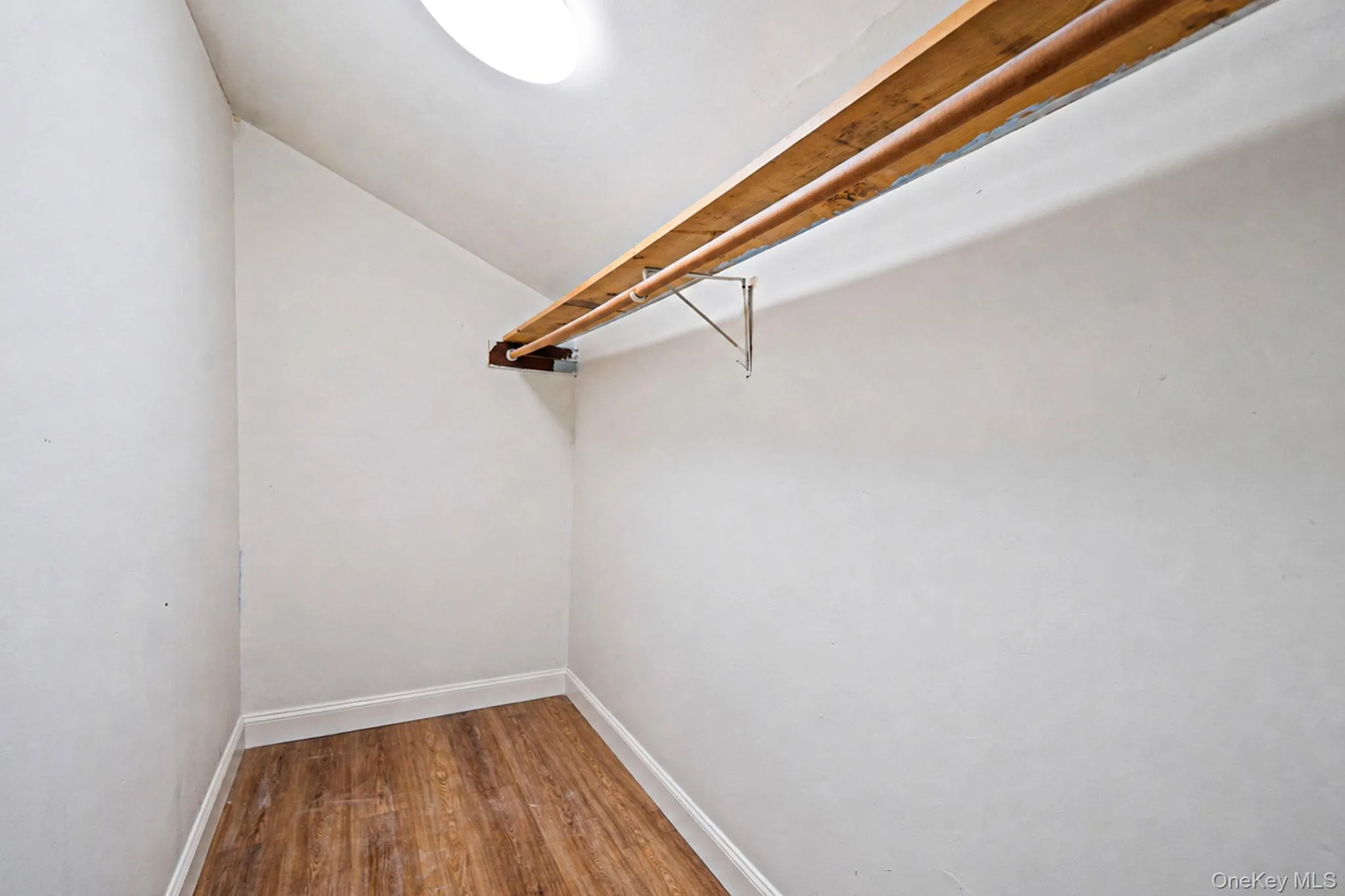 8 Wood Haven Place, Huntington, NY, 5 Bedrooms Bedrooms, 10 Rooms Rooms,2 BathroomsBathrooms,Residential,For Rent,Wood Haven,0,1000929 8 Wood Haven Place, Huntington, NY, 5 Bedrooms Bedrooms, 10 Rooms Rooms,2 BathroomsBathrooms,Residential,For Rent,Wood Haven,0,1000929