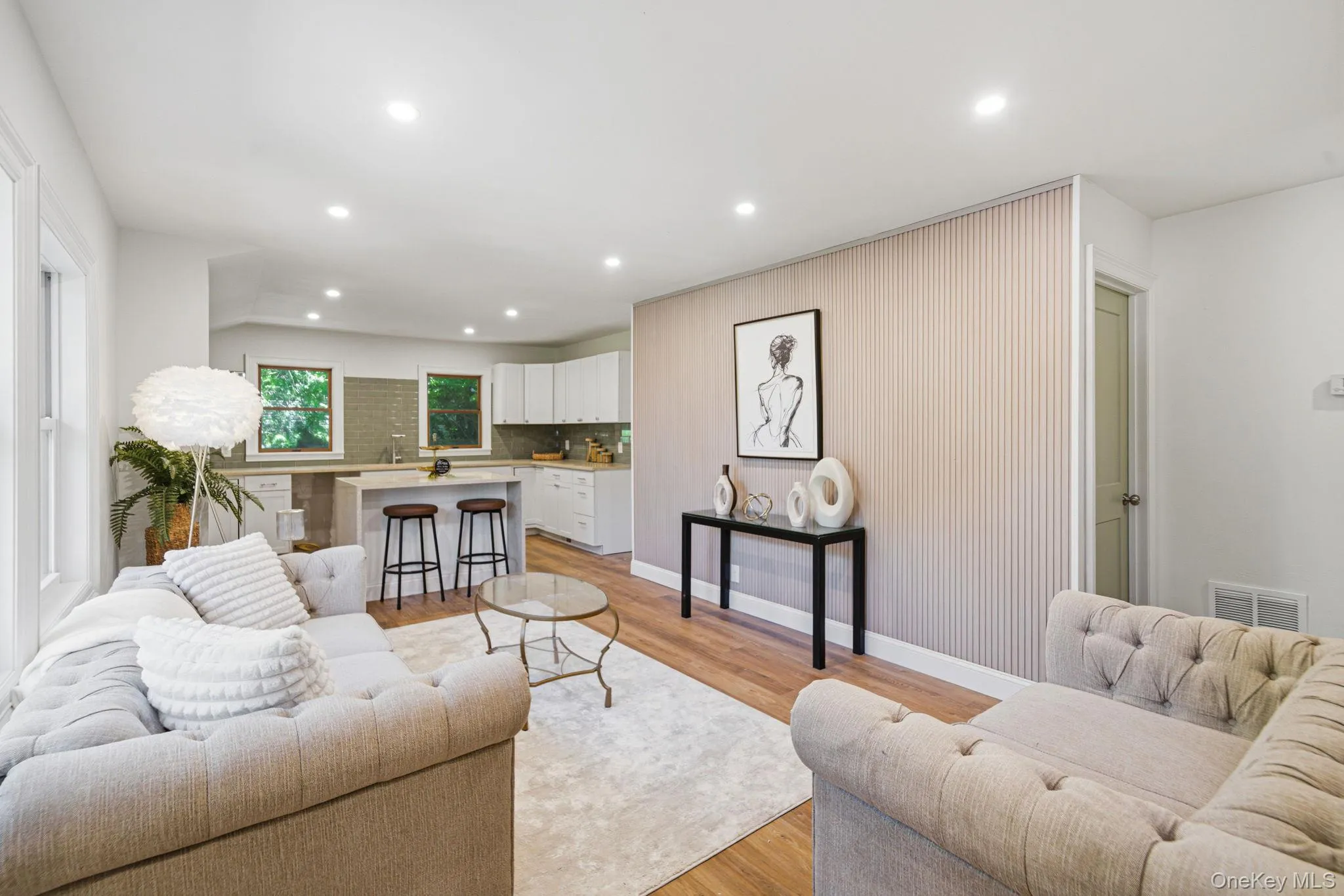 8 Wood Haven Place, Huntington, NY, 5 Bedrooms Bedrooms, 10 Rooms Rooms,2 BathroomsBathrooms,Residential,For Rent,Wood Haven,0,1000929 8 Wood Haven Place, Huntington, NY, 5 Bedrooms Bedrooms, 10 Rooms Rooms,2 BathroomsBathrooms,Residential,For Rent,Wood Haven,0,1000929