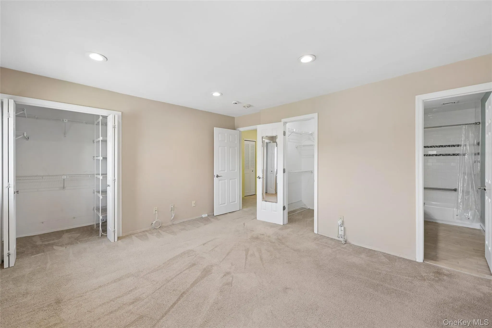 86 Cambridge Drive, Babylon, NY, 2 Bedrooms Bedrooms, 5 Rooms Rooms,1 BathroomBathrooms,Residential,For Rent,Cambridge,0,1000936 86 Cambridge Drive, Babylon, NY, 2 Bedrooms Bedrooms, 5 Rooms Rooms,1 BathroomBathrooms,Residential,For Rent,Cambridge,0,1000936