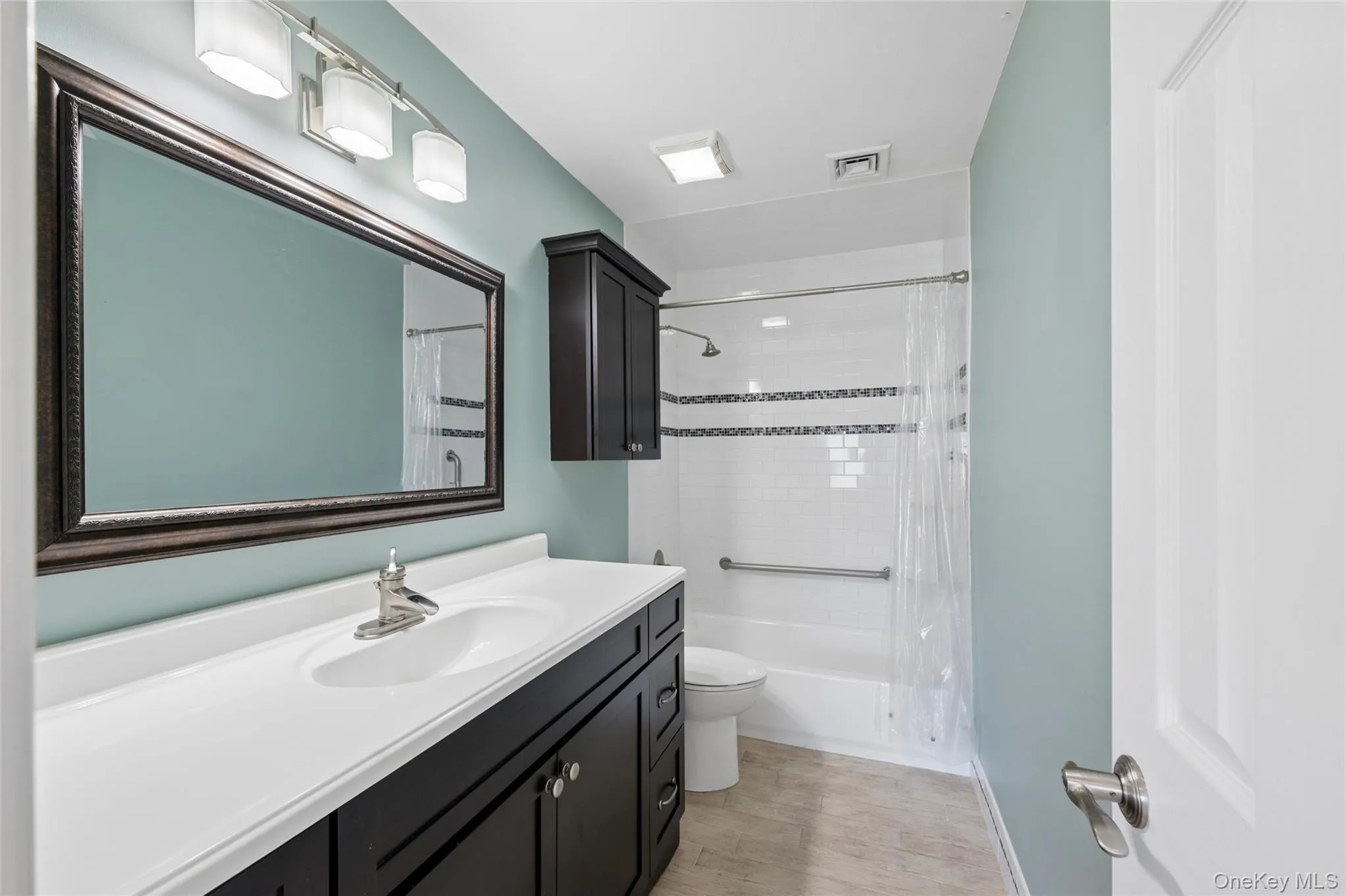 86 Cambridge Drive, Babylon, NY, 2 Bedrooms Bedrooms, 5 Rooms Rooms,1 BathroomBathrooms,Residential,For Rent,Cambridge,0,1000936 86 Cambridge Drive, Babylon, NY, 2 Bedrooms Bedrooms, 5 Rooms Rooms,1 BathroomBathrooms,Residential,For Rent,Cambridge,0,1000936