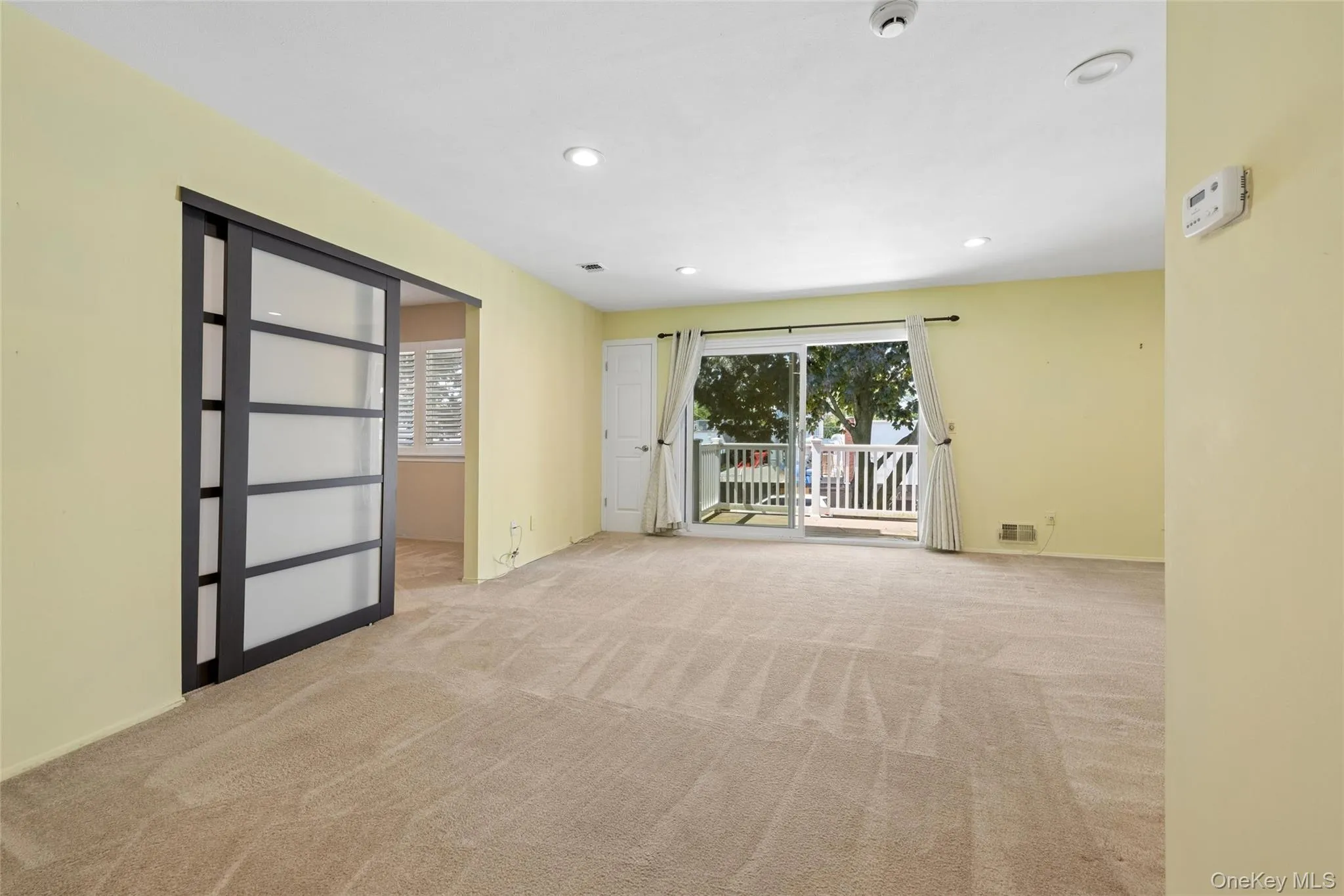 86 Cambridge Drive, Babylon, NY, 2 Bedrooms Bedrooms, 5 Rooms Rooms,1 BathroomBathrooms,Residential,For Rent,Cambridge,0,1000936 86 Cambridge Drive, Babylon, NY, 2 Bedrooms Bedrooms, 5 Rooms Rooms,1 BathroomBathrooms,Residential,For Rent,Cambridge,0,1000936