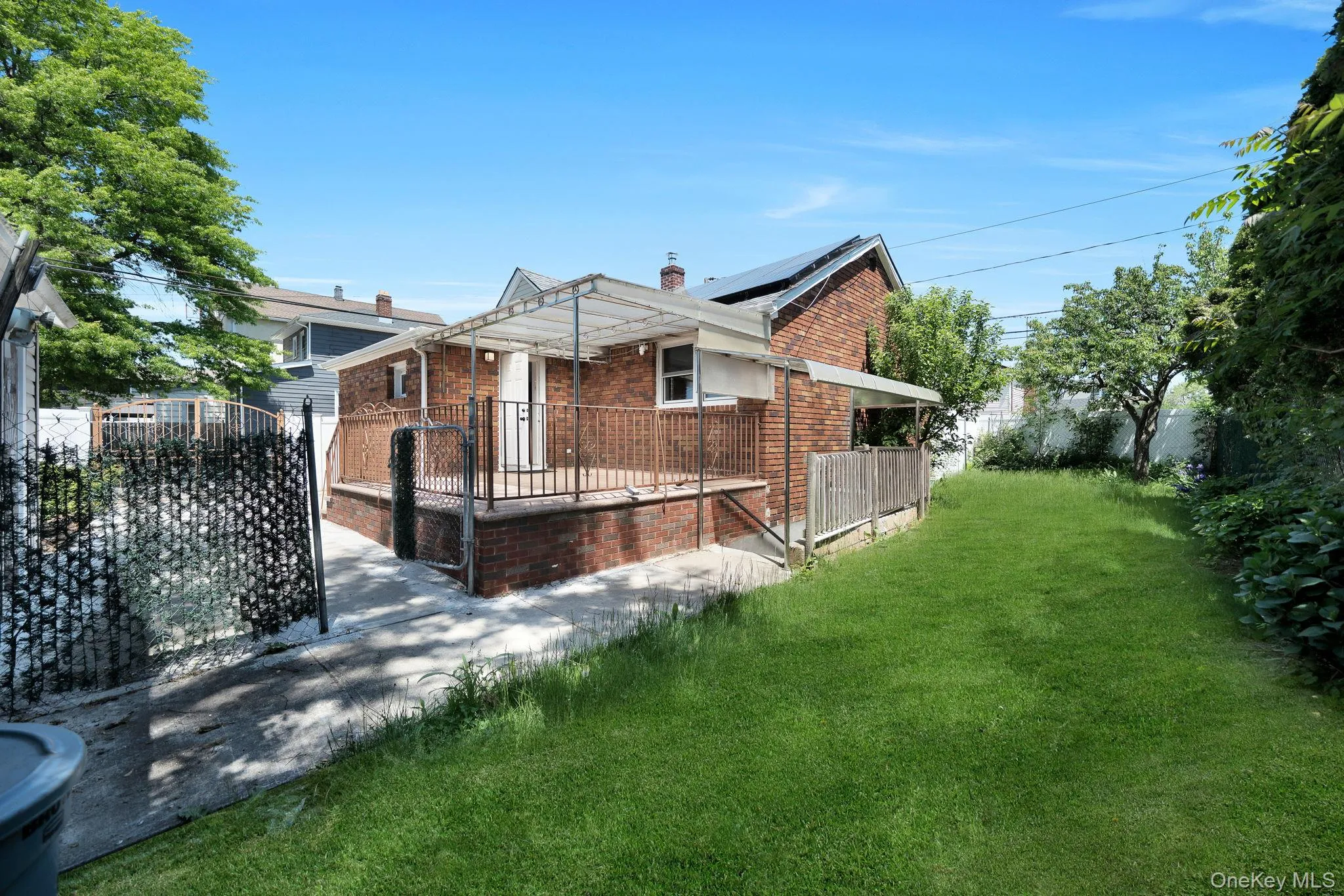 105 Claridge Avenue, Hempstead, NY, 3 Bedrooms Bedrooms, 10 Rooms Rooms,2 BathroomsBathrooms,Residential,For Rent,Claridge,0,1000939 105 Claridge Avenue, Hempstead, NY, 3 Bedrooms Bedrooms, 10 Rooms Rooms,2 BathroomsBathrooms,Residential,For Rent,Claridge,0,1000939